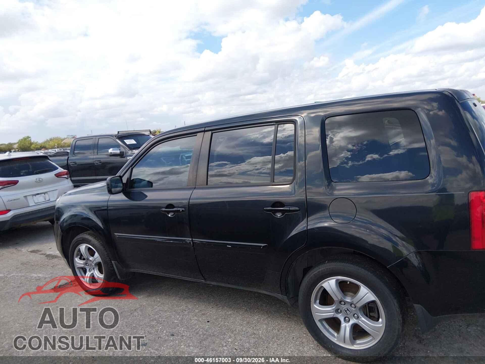 HONDA PILOT 2013 - 5FNYF4H78DB077250