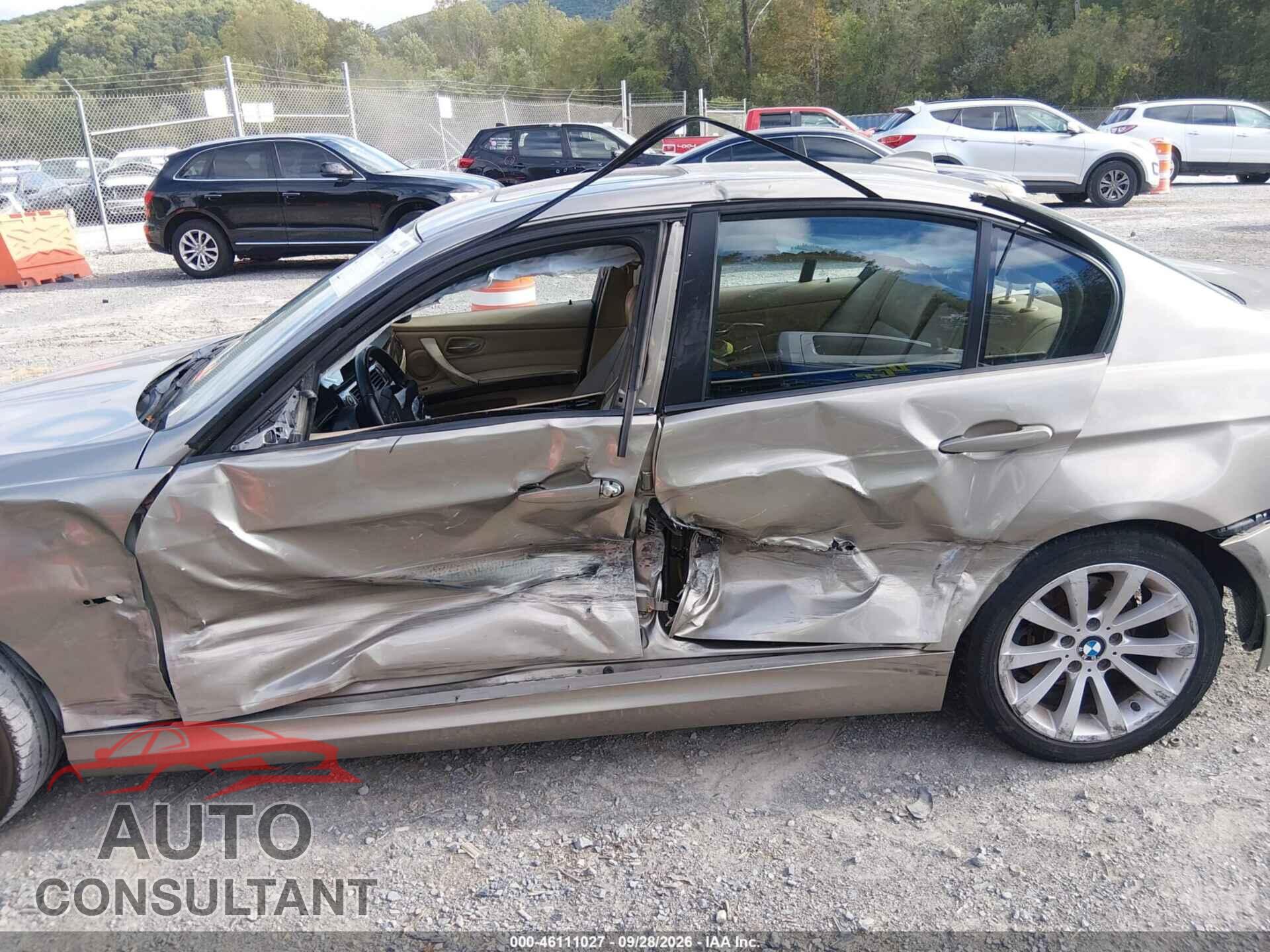 BMW 328I 2011 - WBAPH7C52BE679716