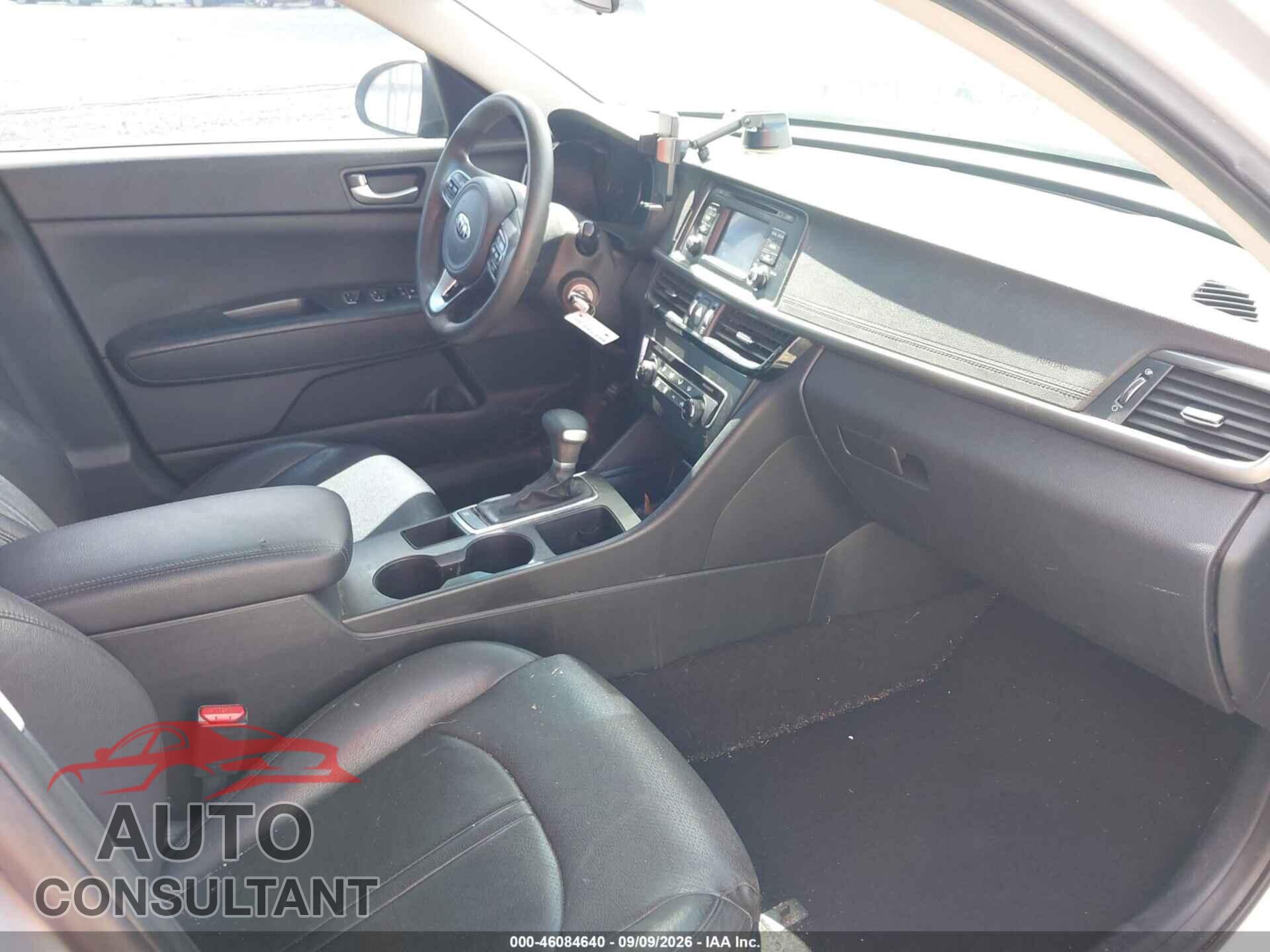 KIA OPTIMA 2017 - KNAGT4L32H5149993