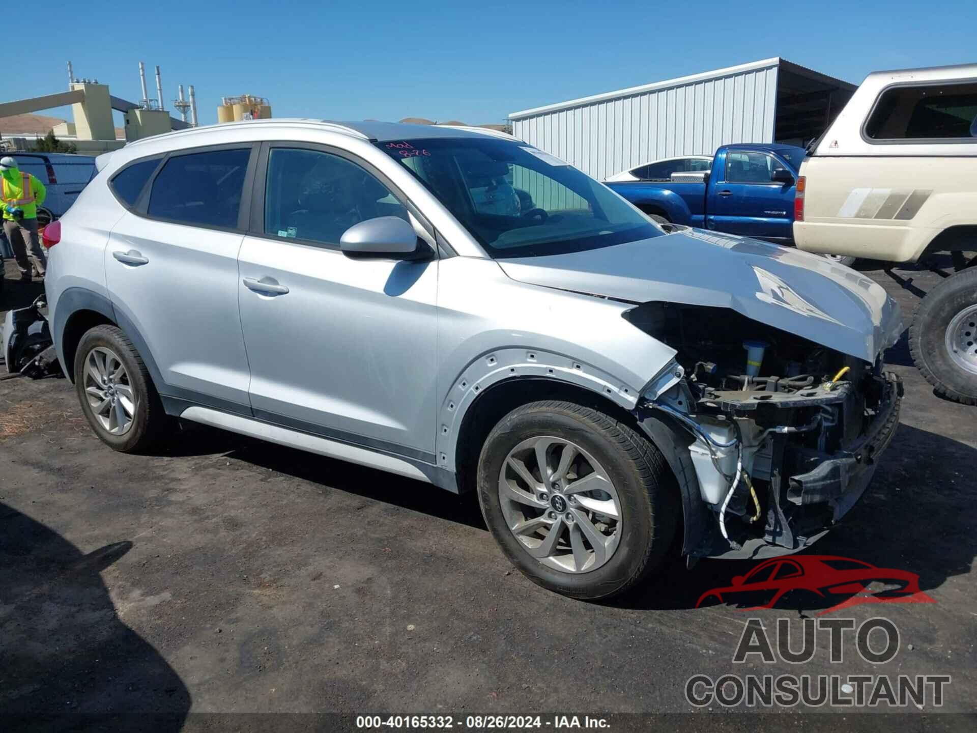 HYUNDAI TUCSON 2018 - KM8J33A45JU642041