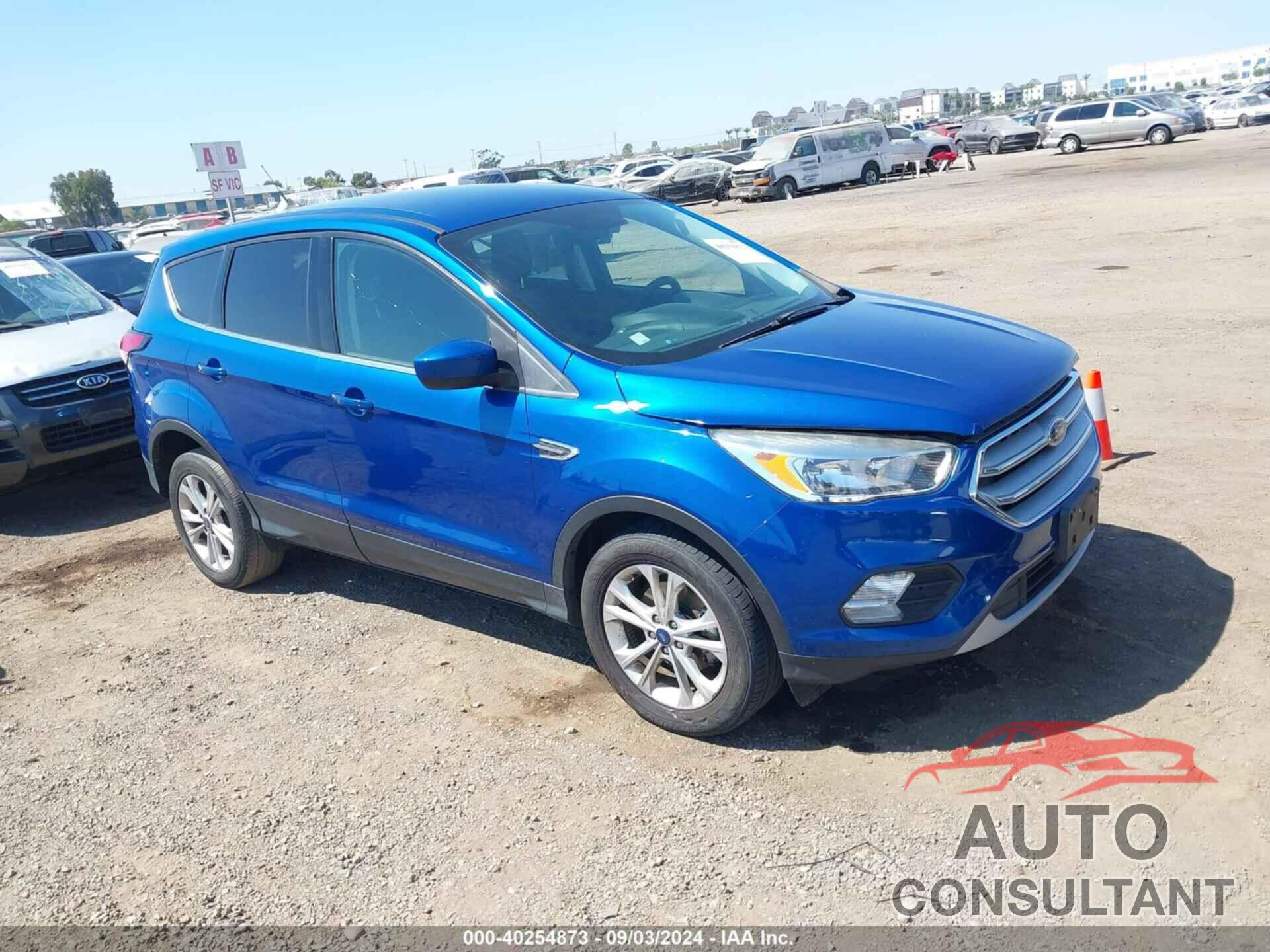 FORD ESCAPE 2019 - 1FMCU0GD9KUB04925