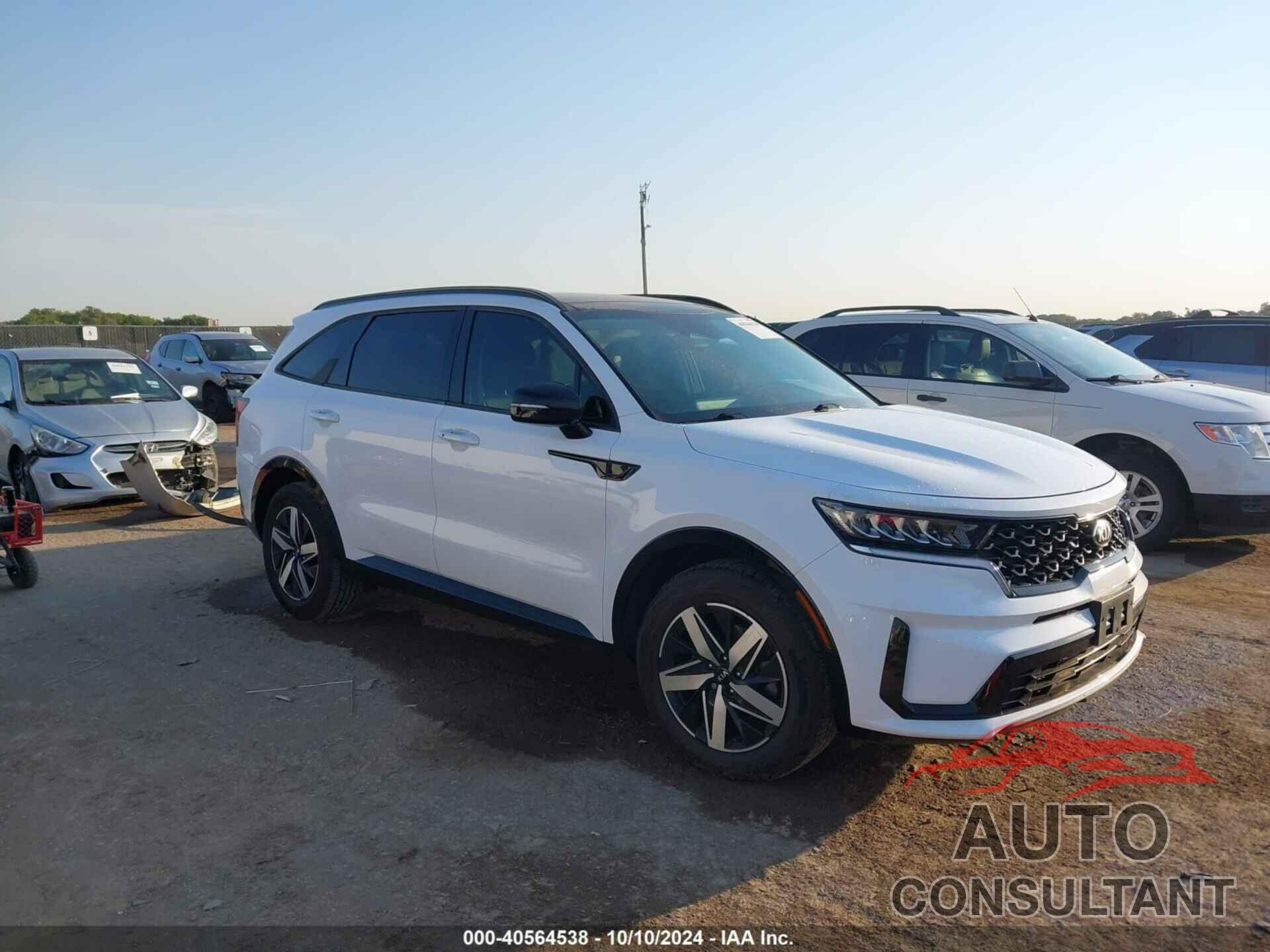 KIA SORENTO 2021 - 5XYRL4LC2MG050703