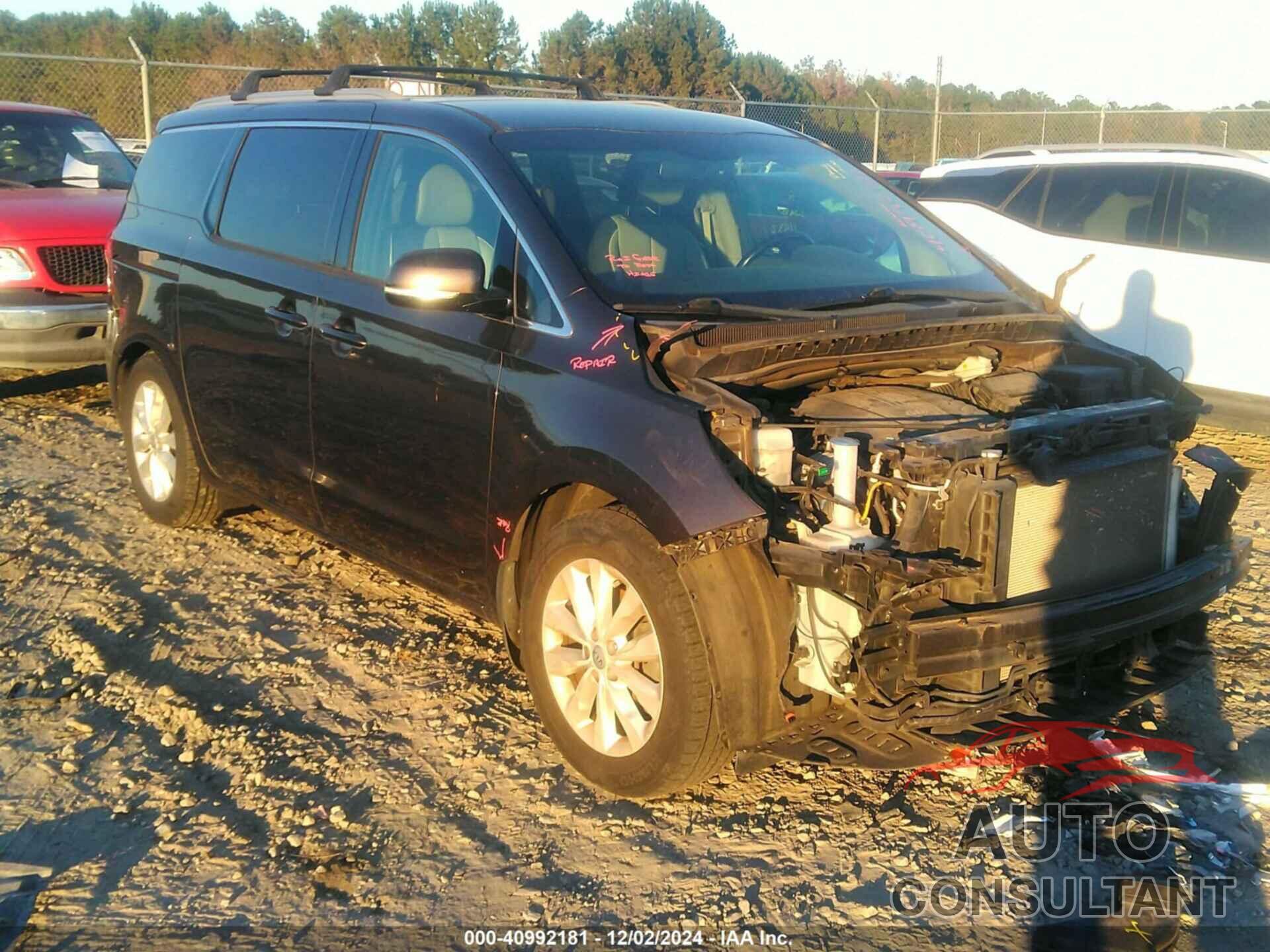 KIA SEDONA 2017 - KNDMC5C11H6258207