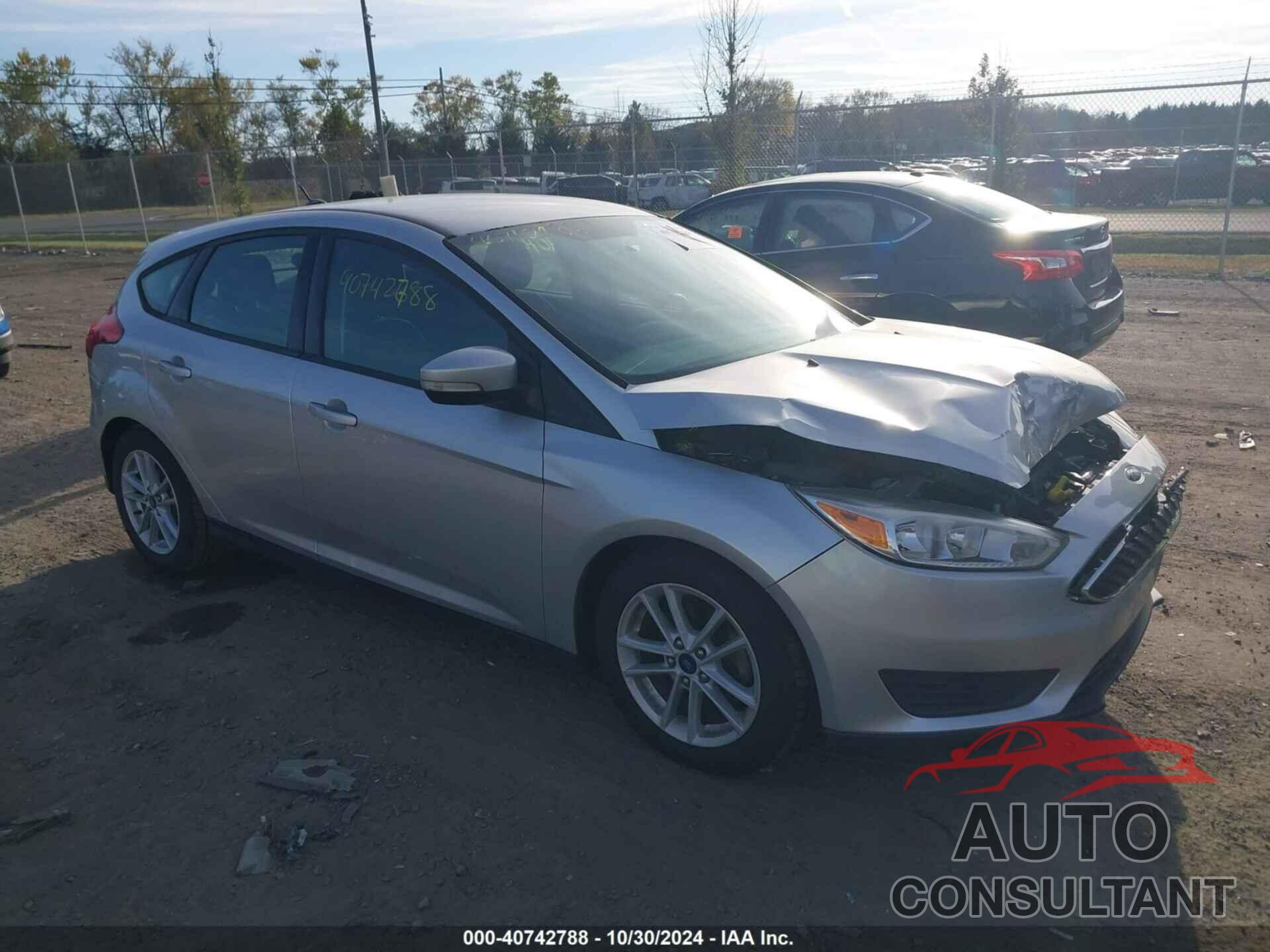 FORD FOCUS 2017 - 1FADP3K21HL225024