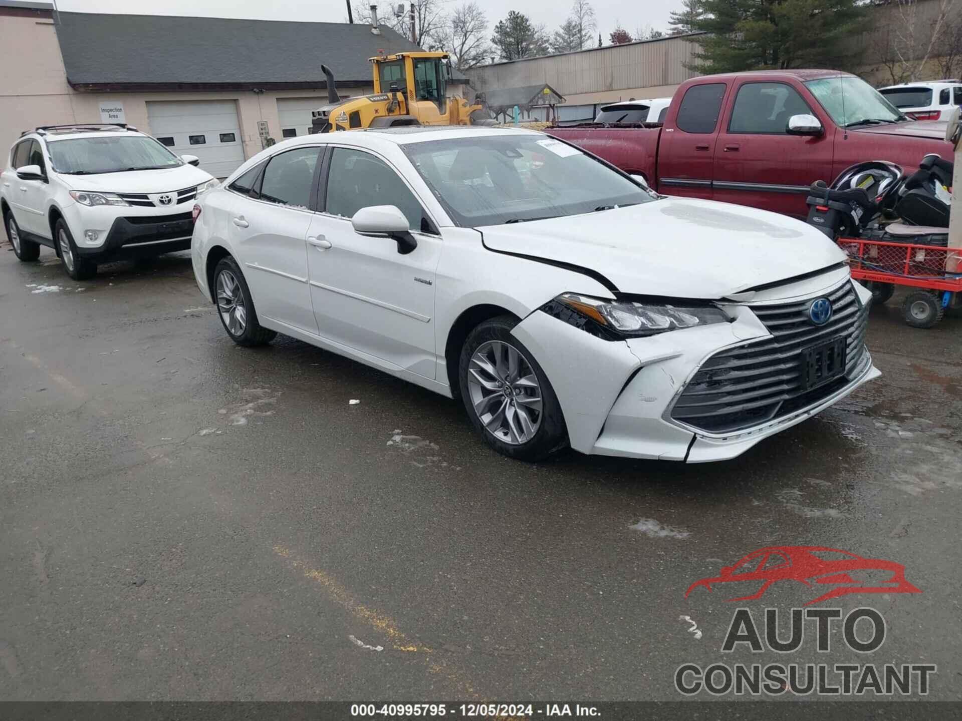 TOYOTA AVALON 2021 - 4T1AA1AB3MU003203