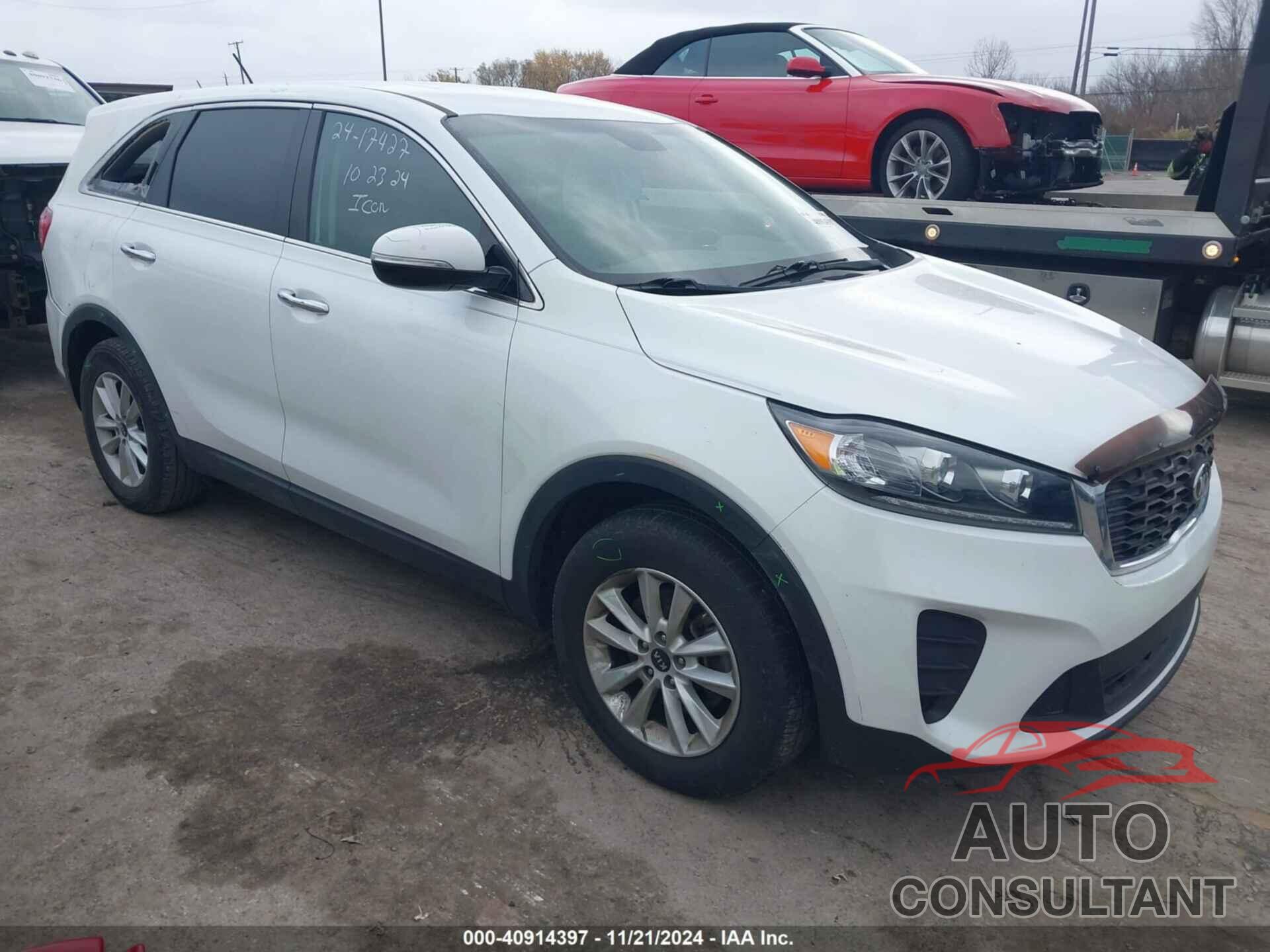 KIA SORENTO 2019 - 5XYPG4A3XKG611130