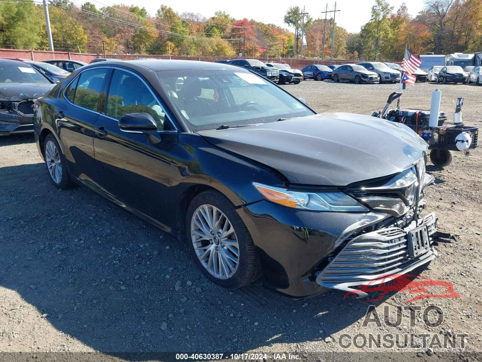 TOYOTA CAMRY 2018 - 4T1B11HK2JU120065