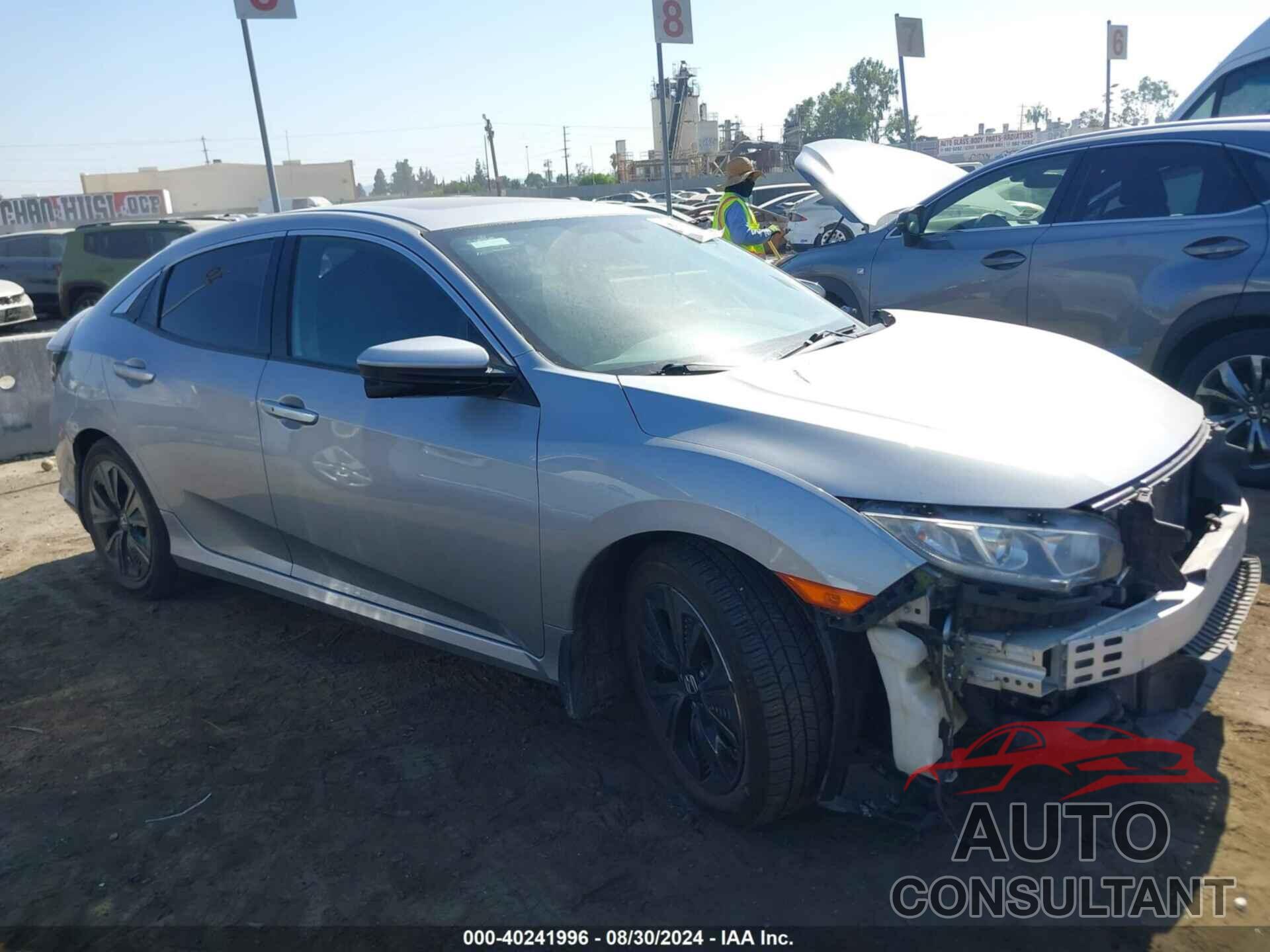HONDA CIVIC 2018 - SHHFK7H59JU406177