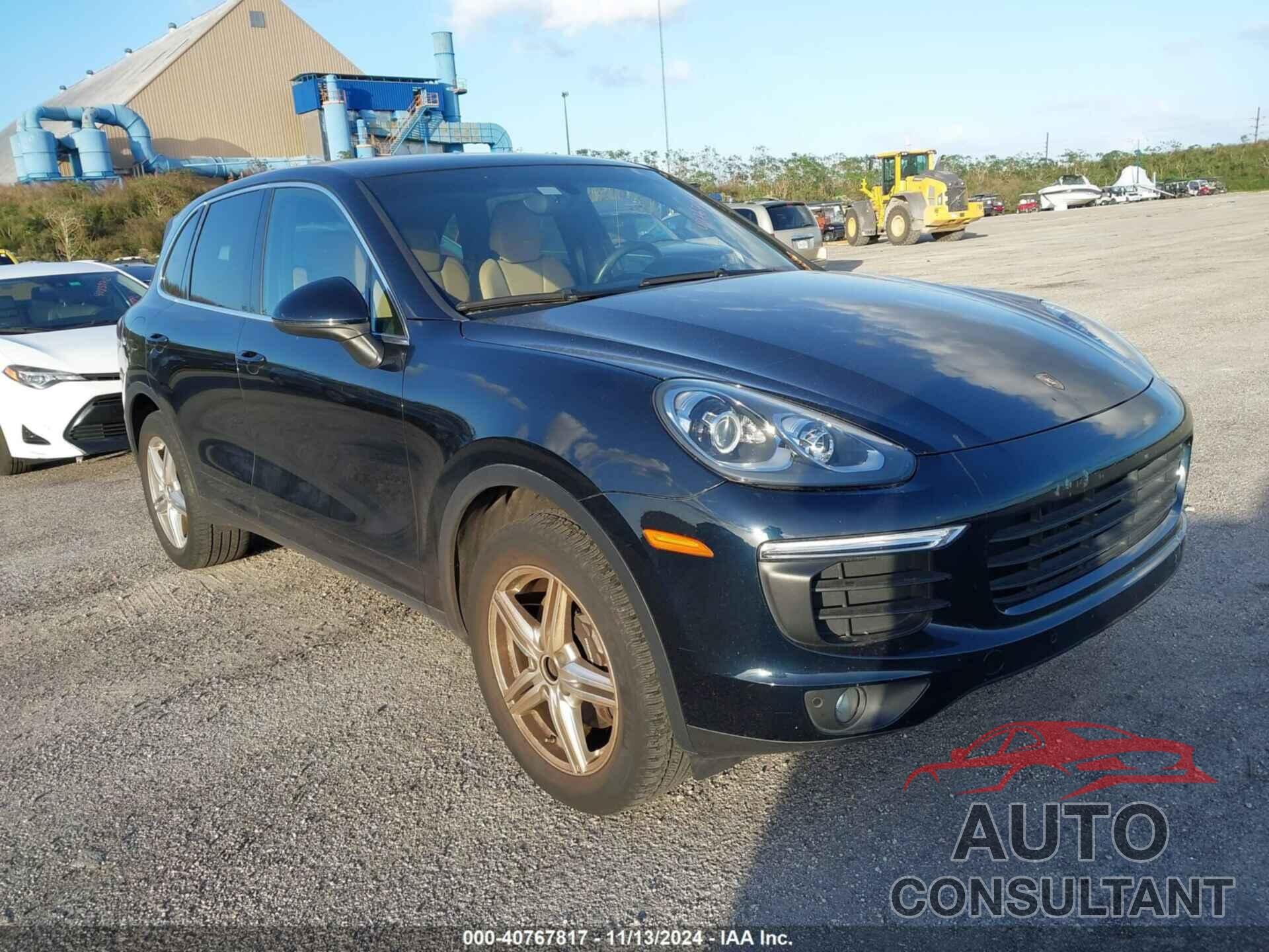 PORSCHE CAYENNE 2016 - WP1AA2A26GKA13006