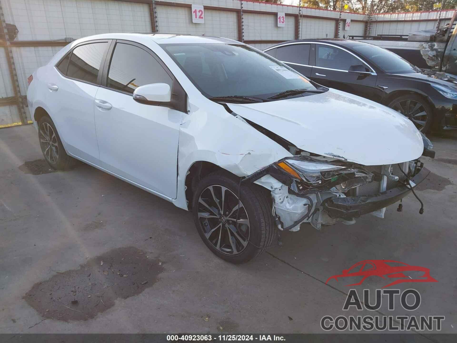 TOYOTA COROLLA 2018 - 5YFBURHE4JP823667