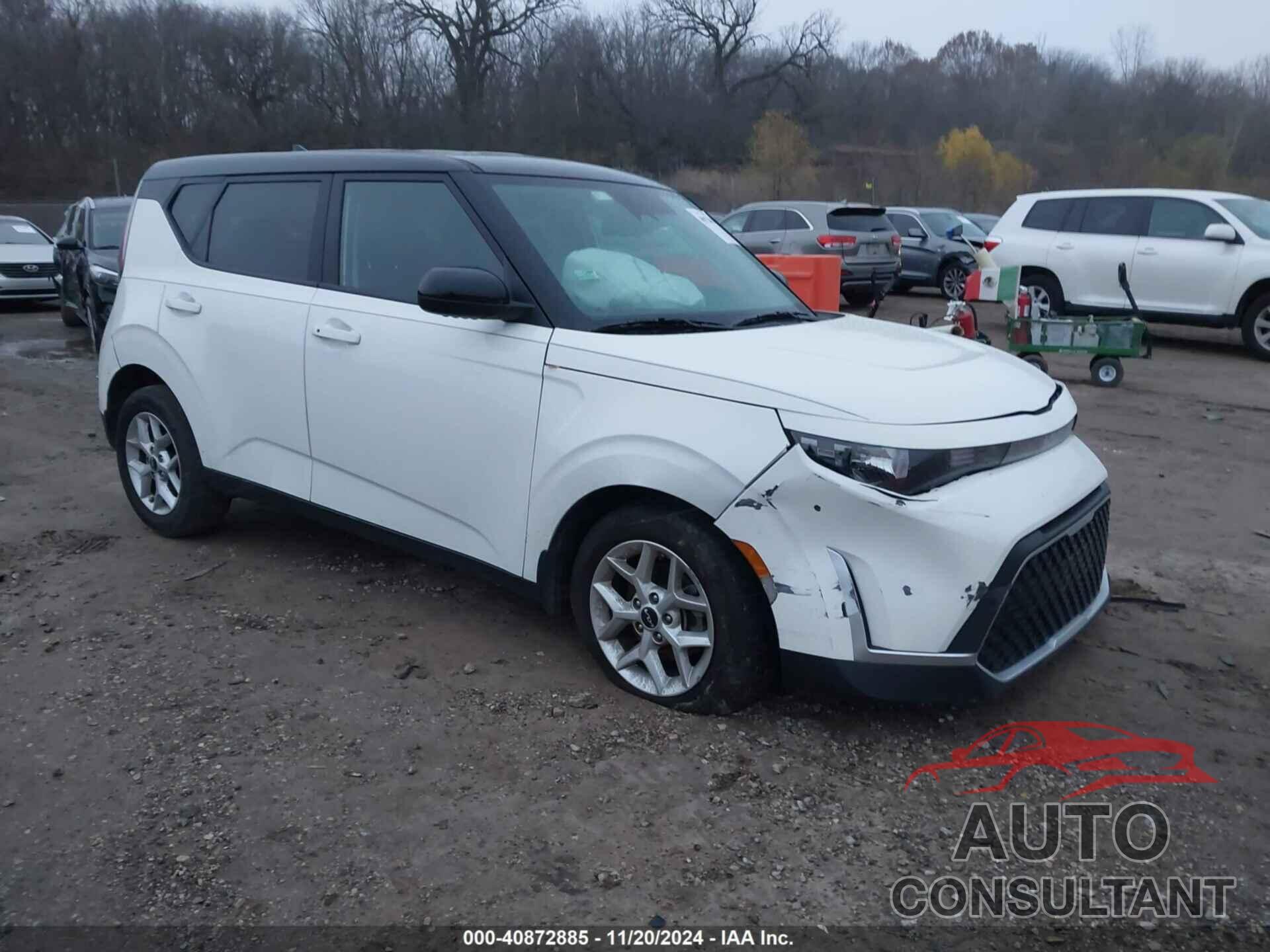 KIA SOUL 2023 - KNDJ23AU4P7213505