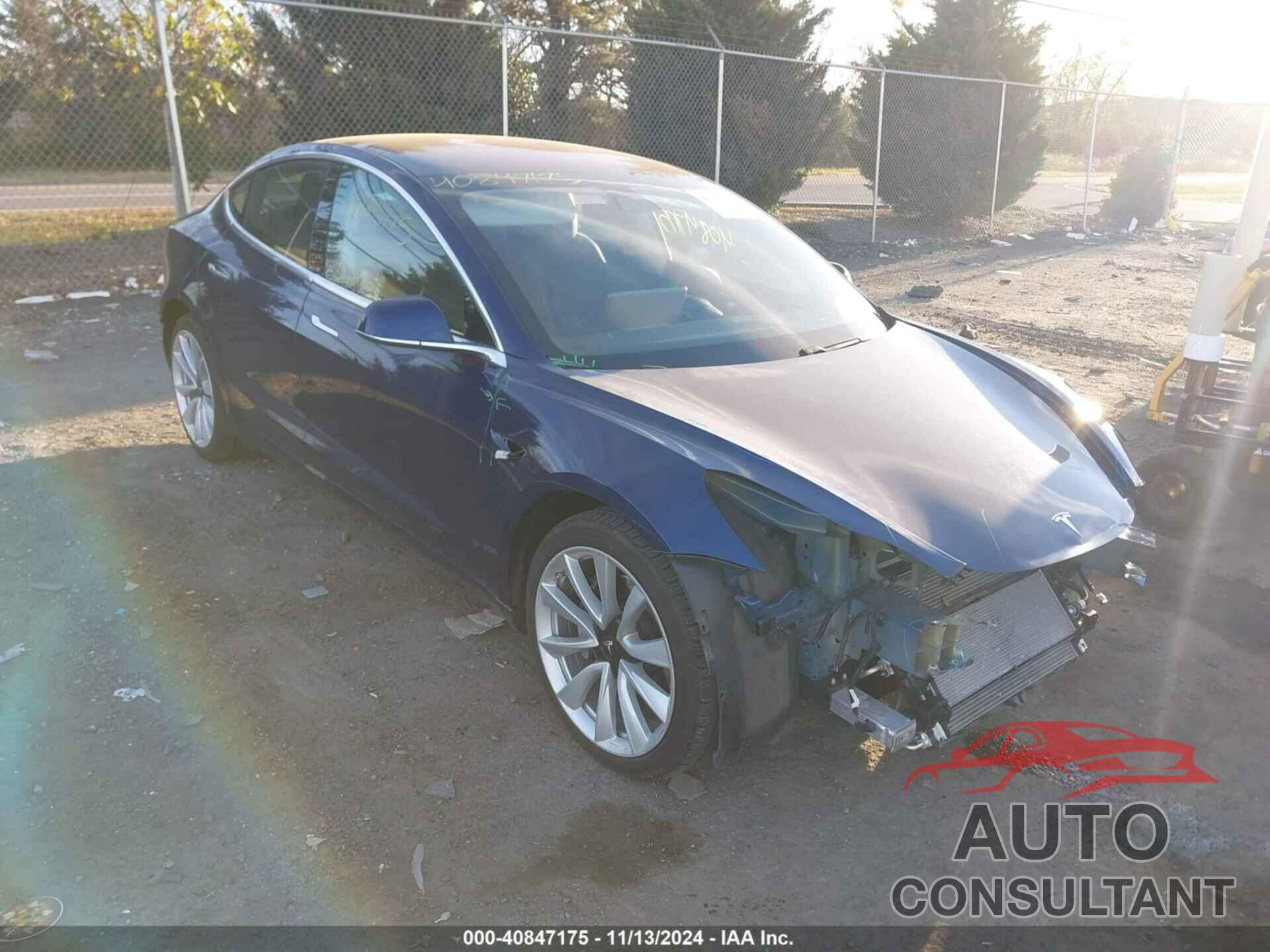 TESLA MODEL 3 2018 - 5YJ3E1EB9JF088158