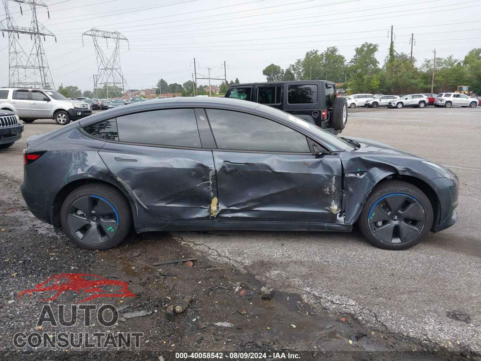 TESLA MODEL 3 2023 - 5YJ3E1EA4PF672337