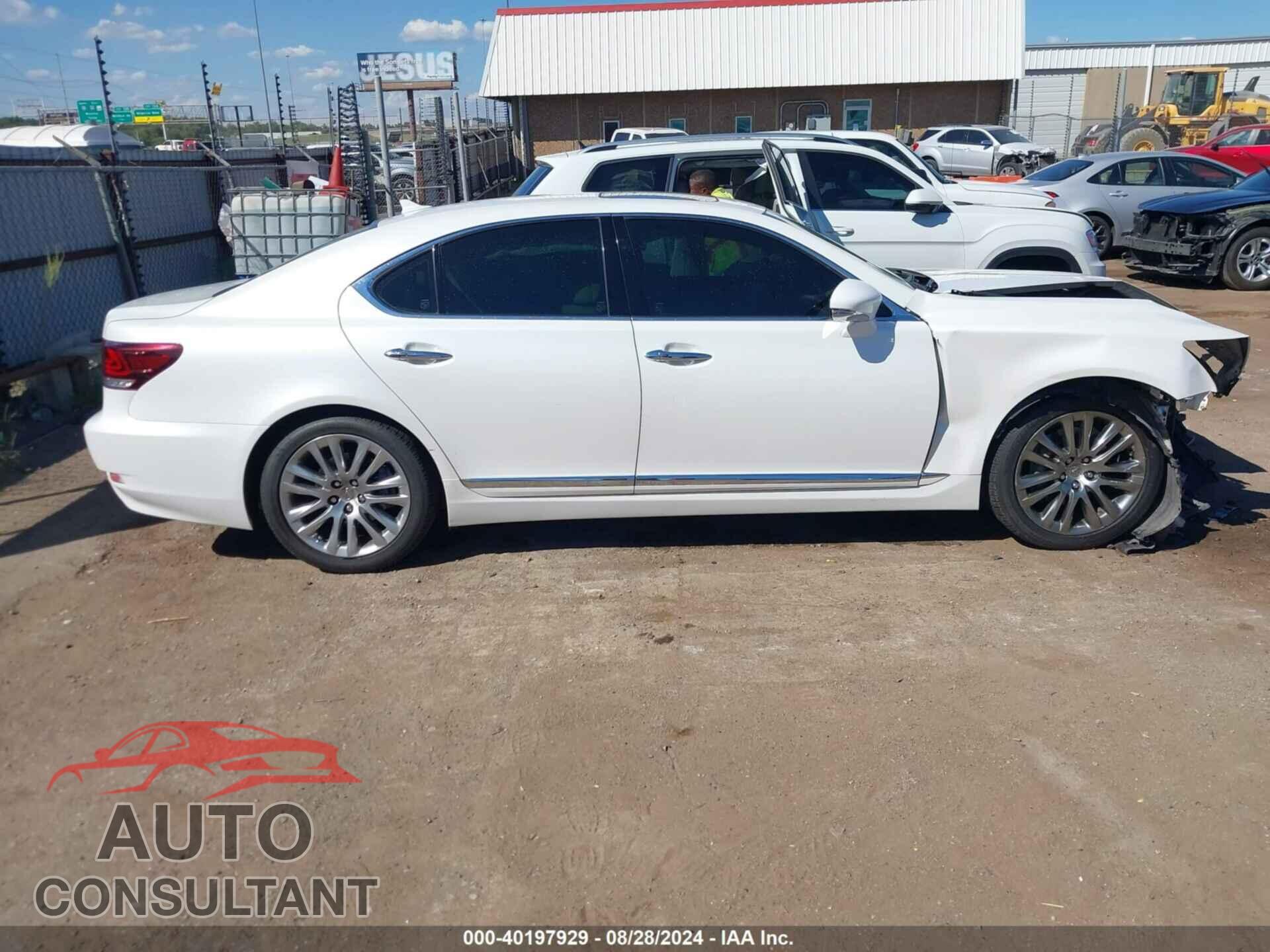 LEXUS LS 460 2013 - JTHBL5EF5D5124038