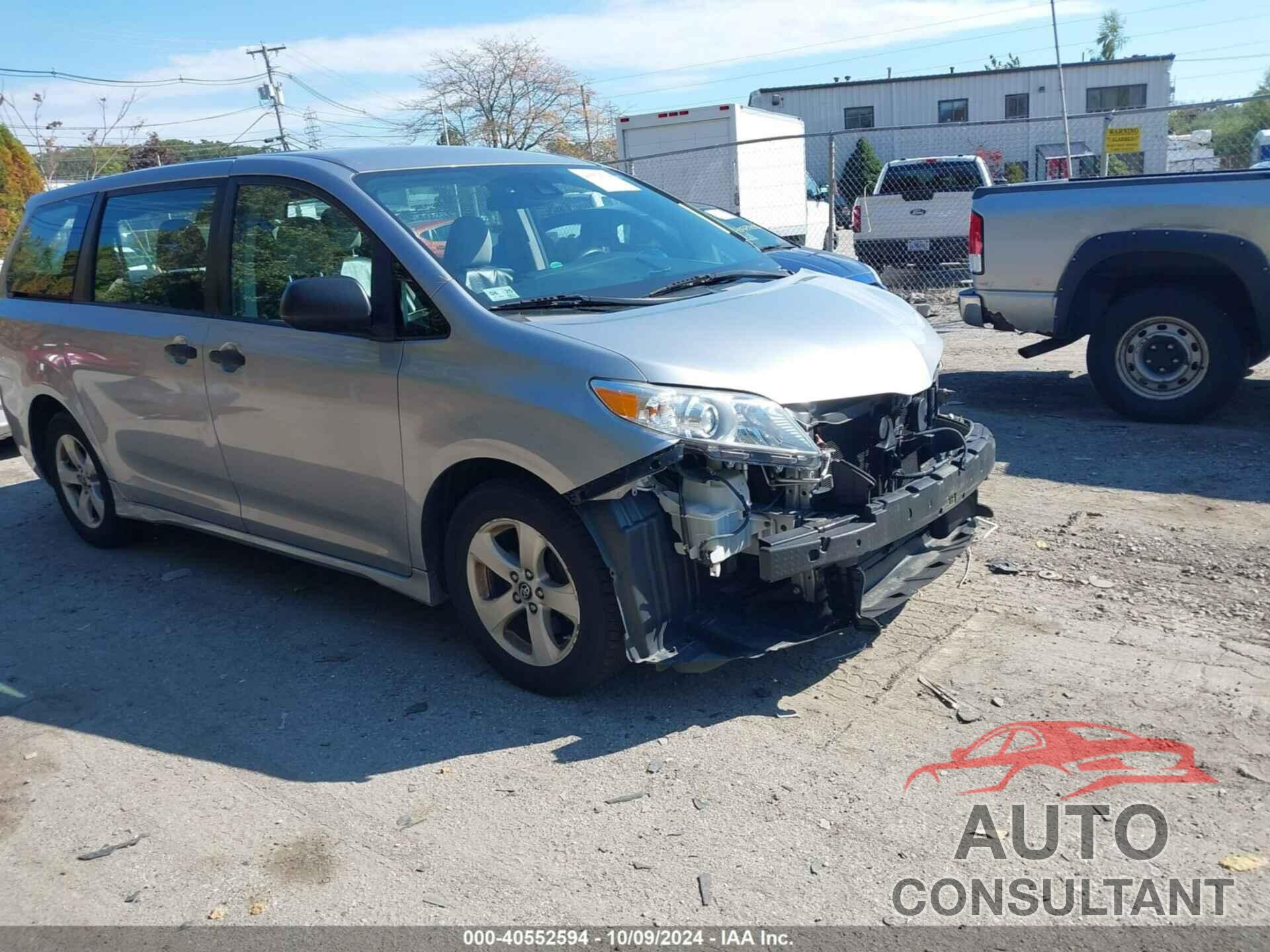 TOYOTA SIENNA 2018 - 5TDZZ3DC0JS940431