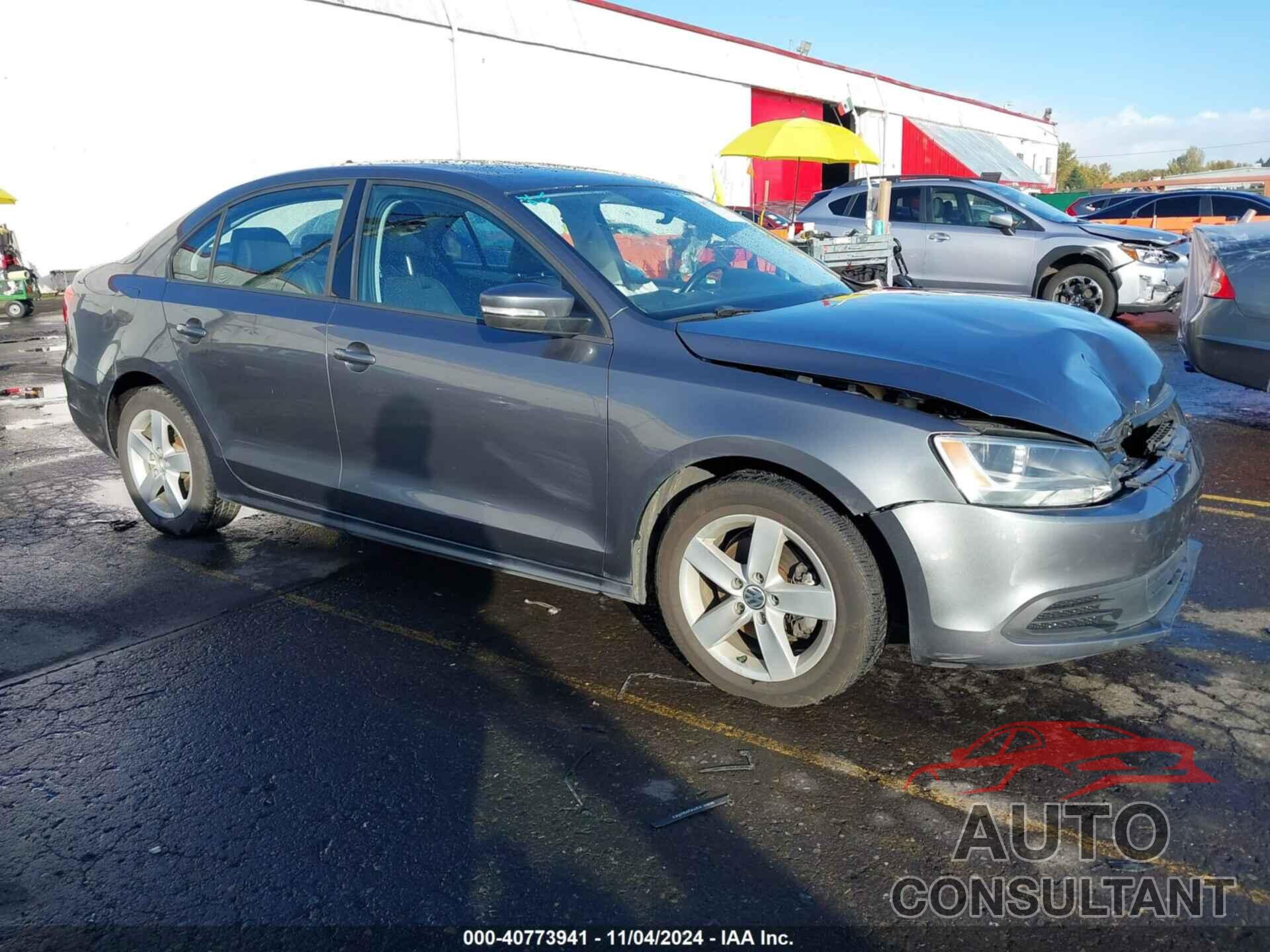 VOLKSWAGEN JETTA 2012 - 3VWLL7AJ9CM396013