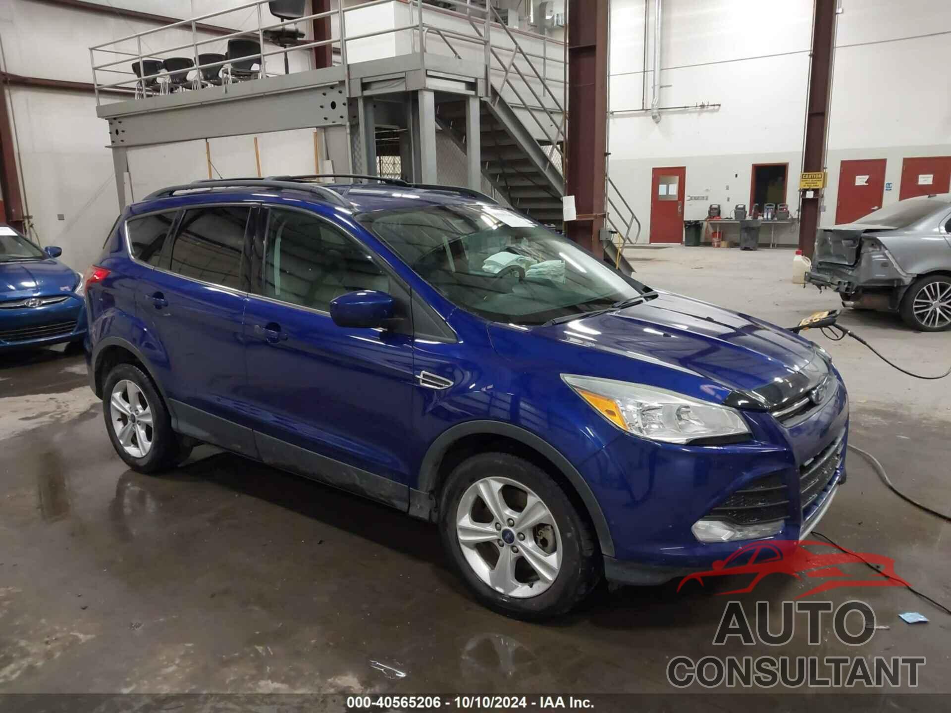 FORD ESCAPE 2015 - 1FMCU9G90FUB62332
