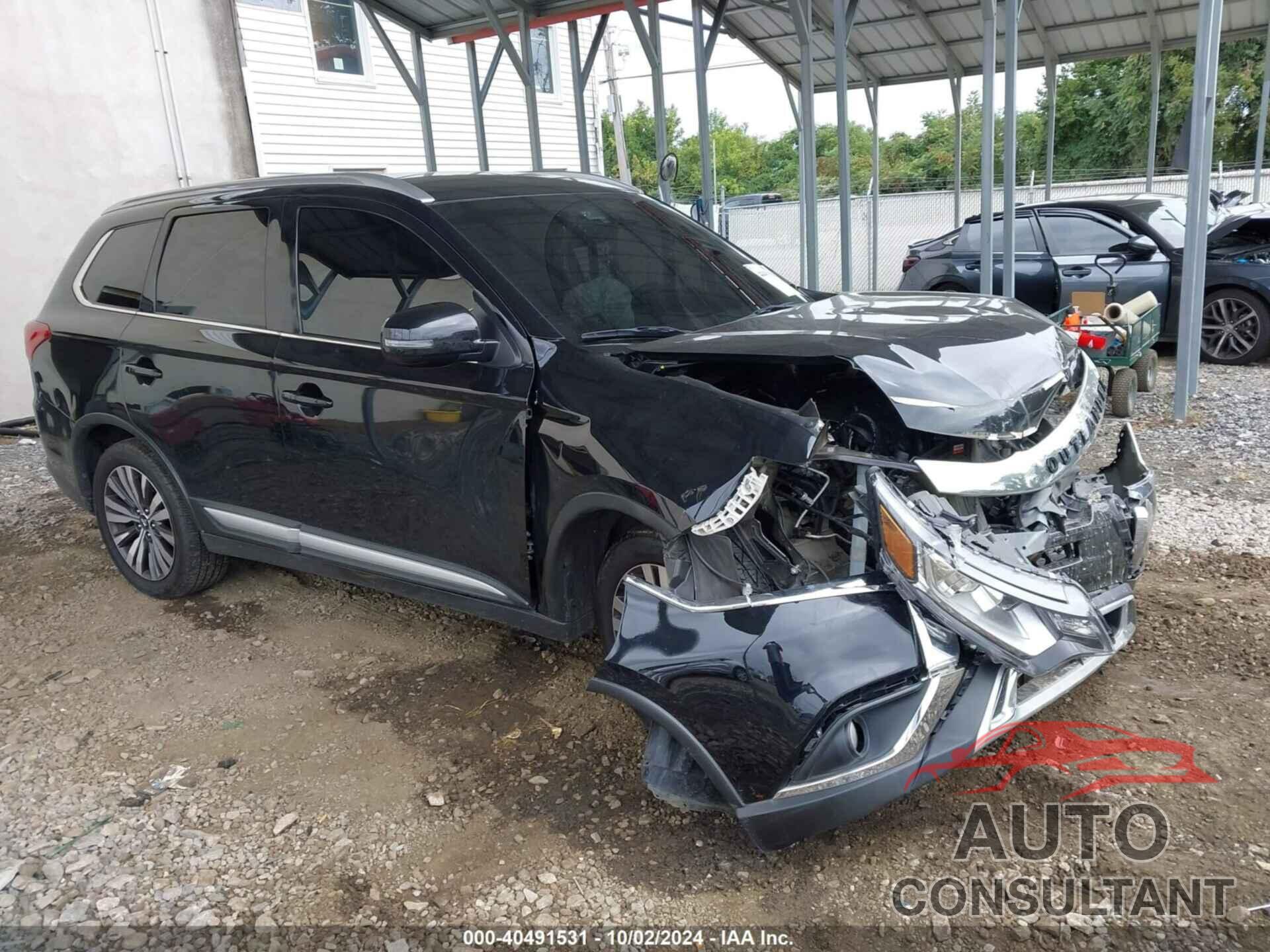 MITSUBISHI OUTLANDER 2020 - JA4AD3A38LZ030571