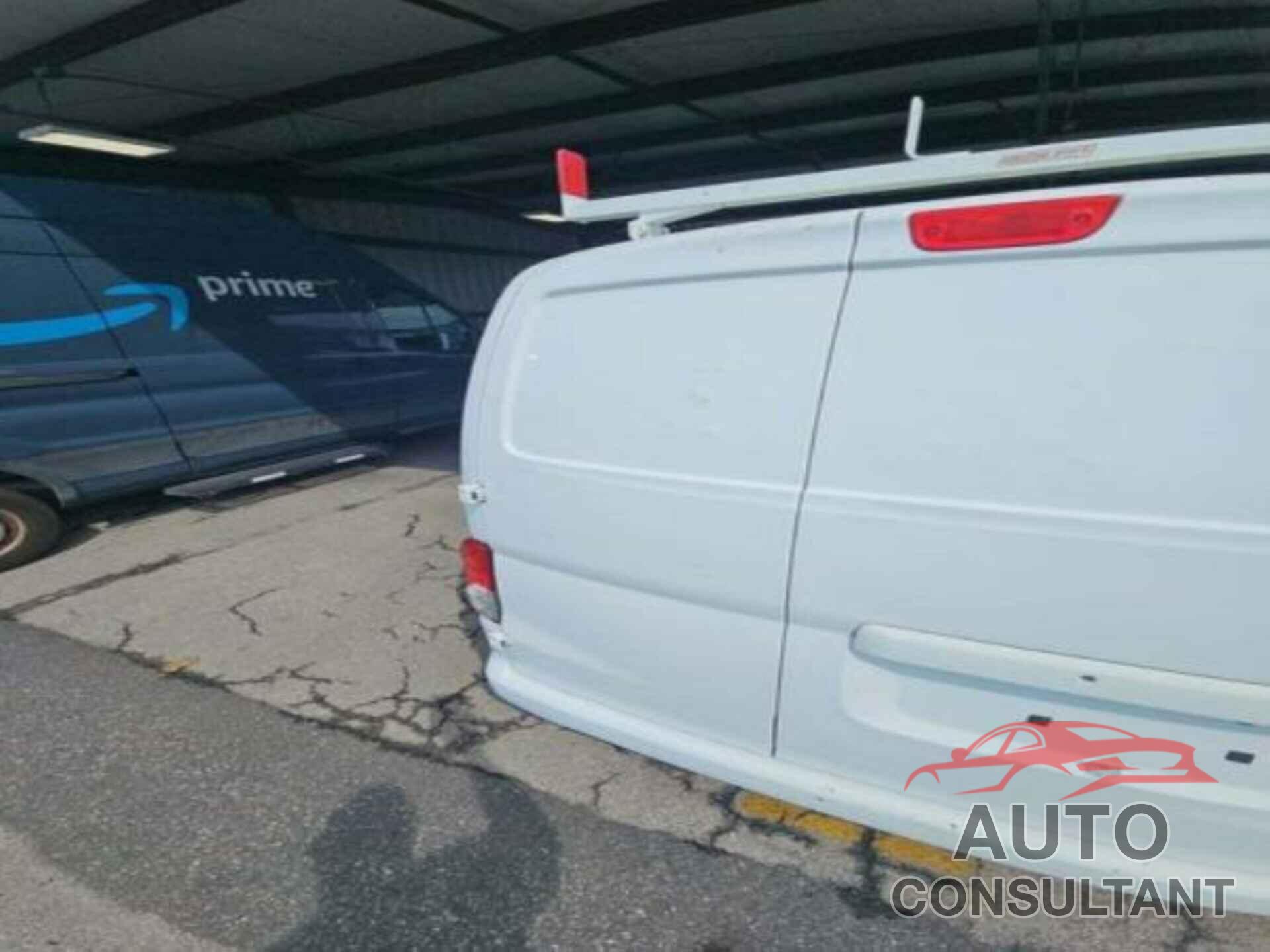 NISSAN NV200 2017 - 3N6CM0KNXHK700166