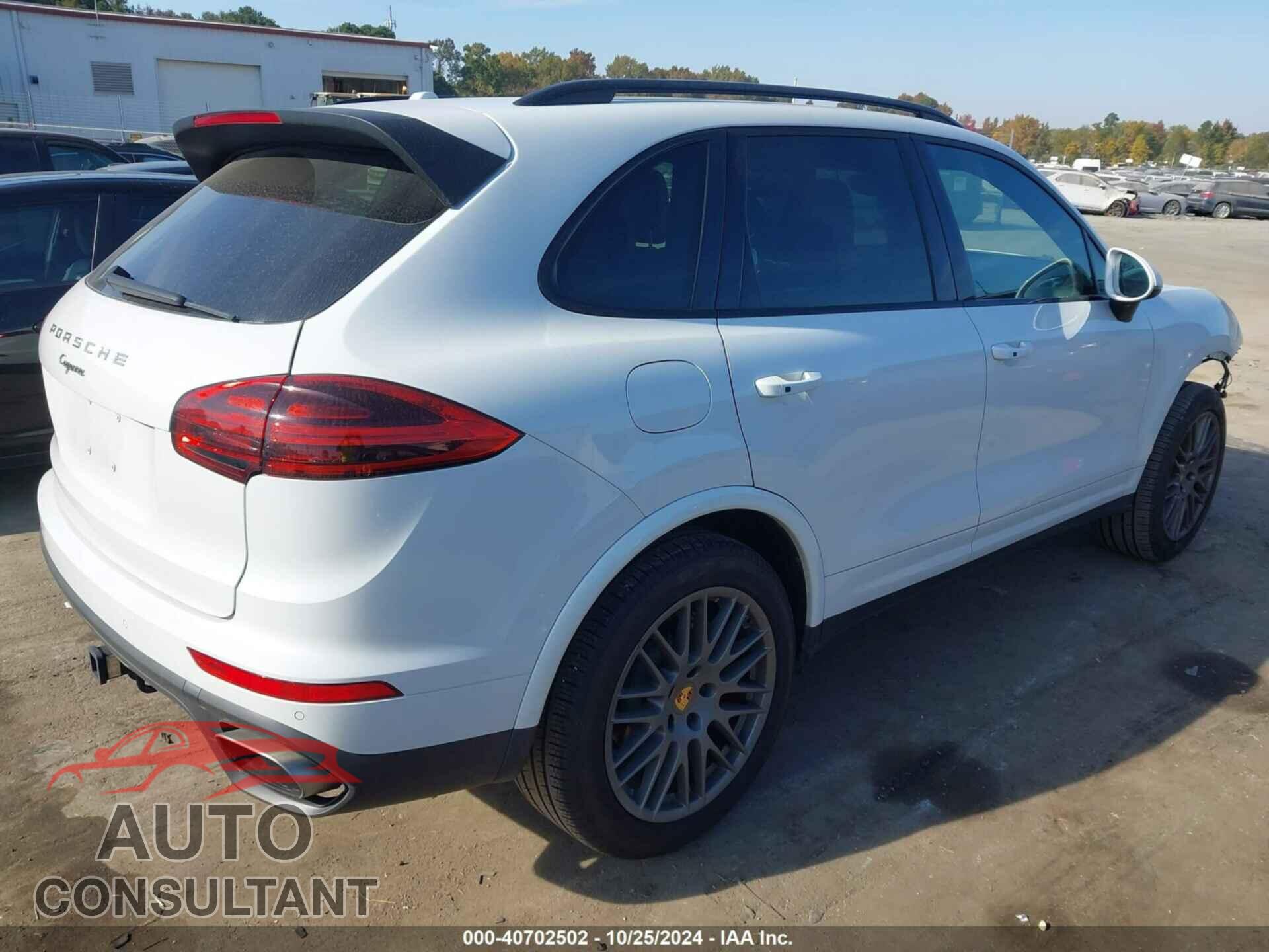 PORSCHE CAYENNE 2017 - WP1AA2A2XHKA90835