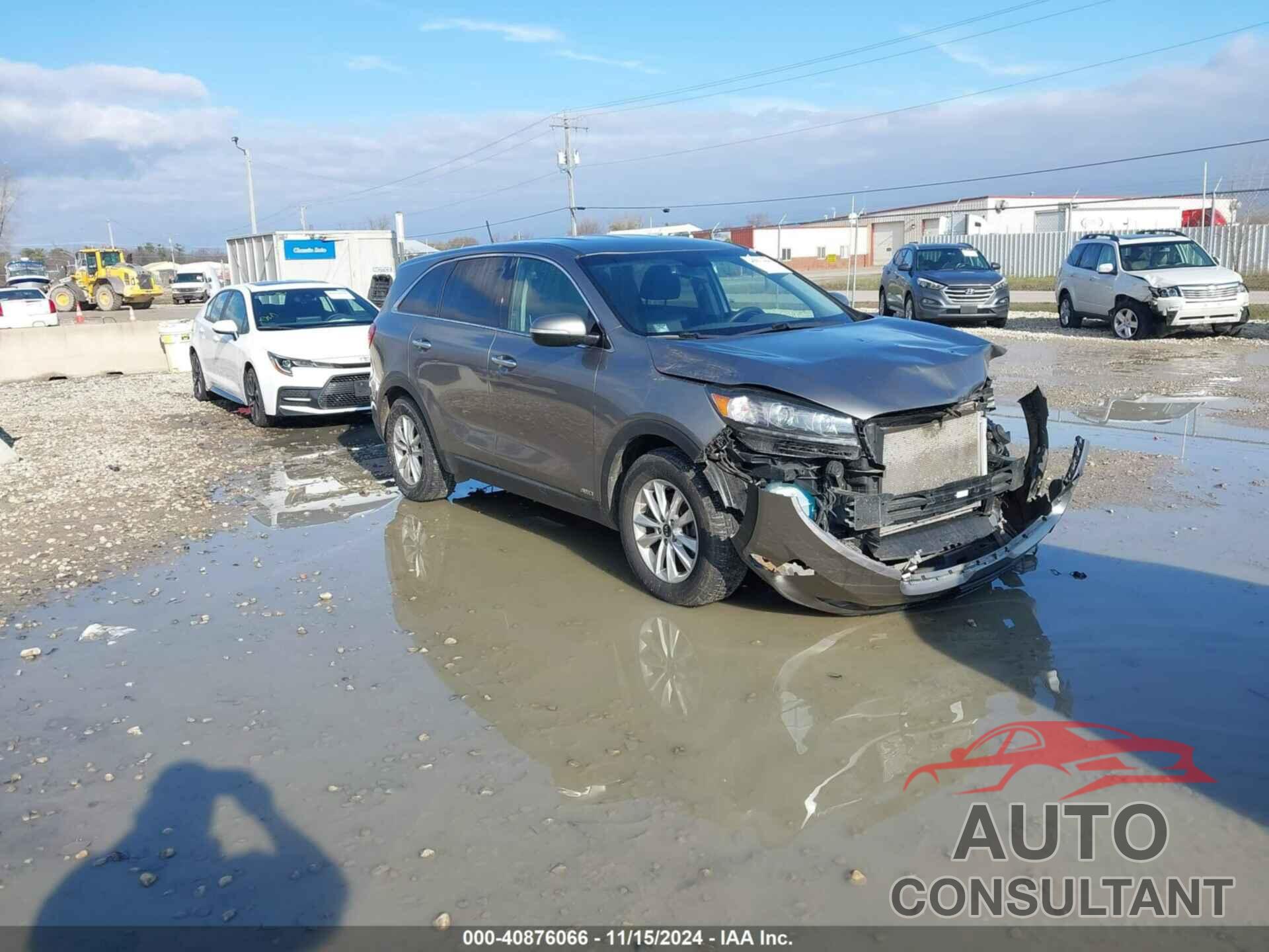 KIA SORENTO 2019 - 5XYPGDA59KG528452