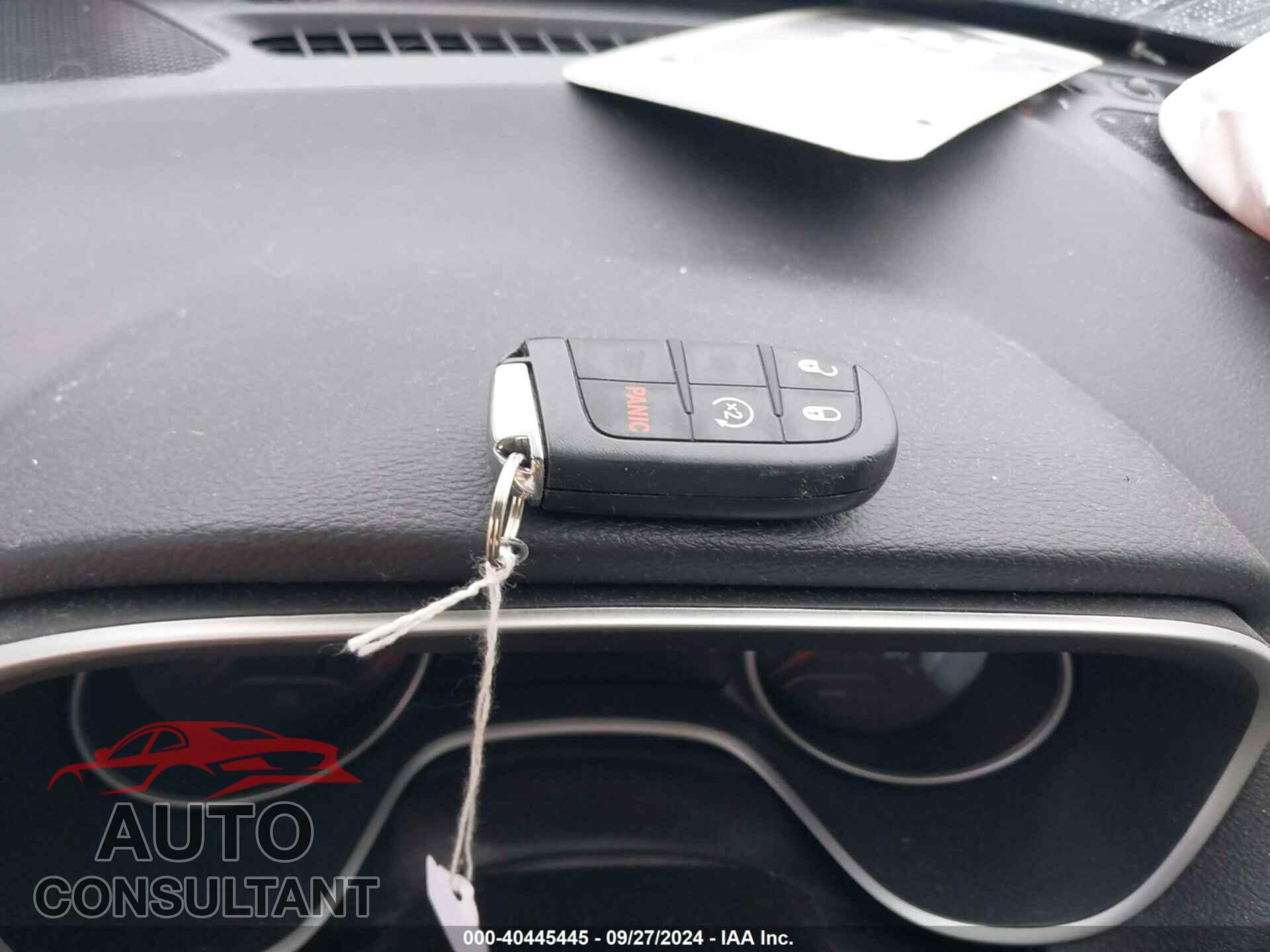 JEEP COMPASS 2020 - 3C4NJDBB4LT149561