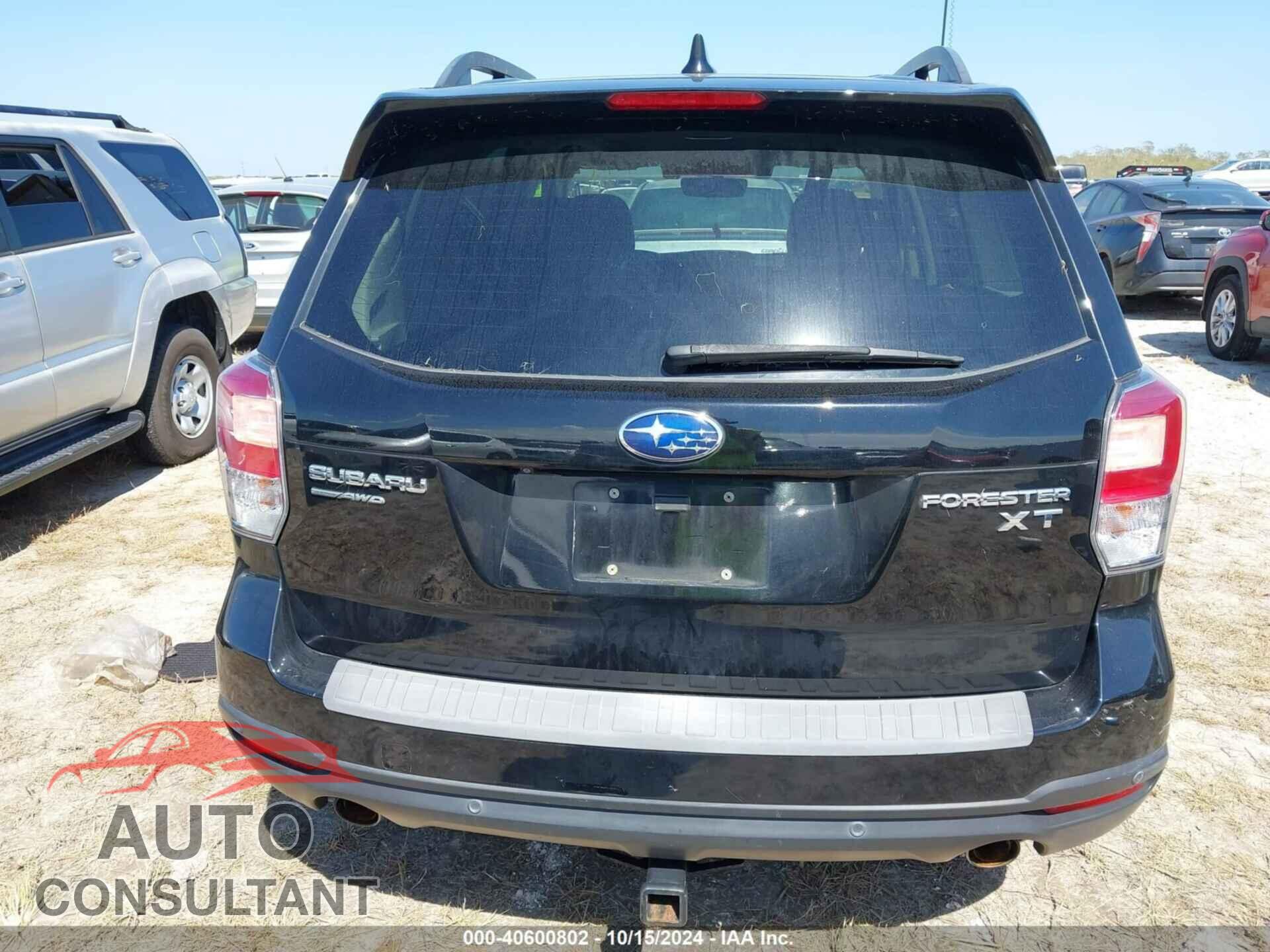 SUBARU FORESTER 2018 - JF2SJGWC2JH419357