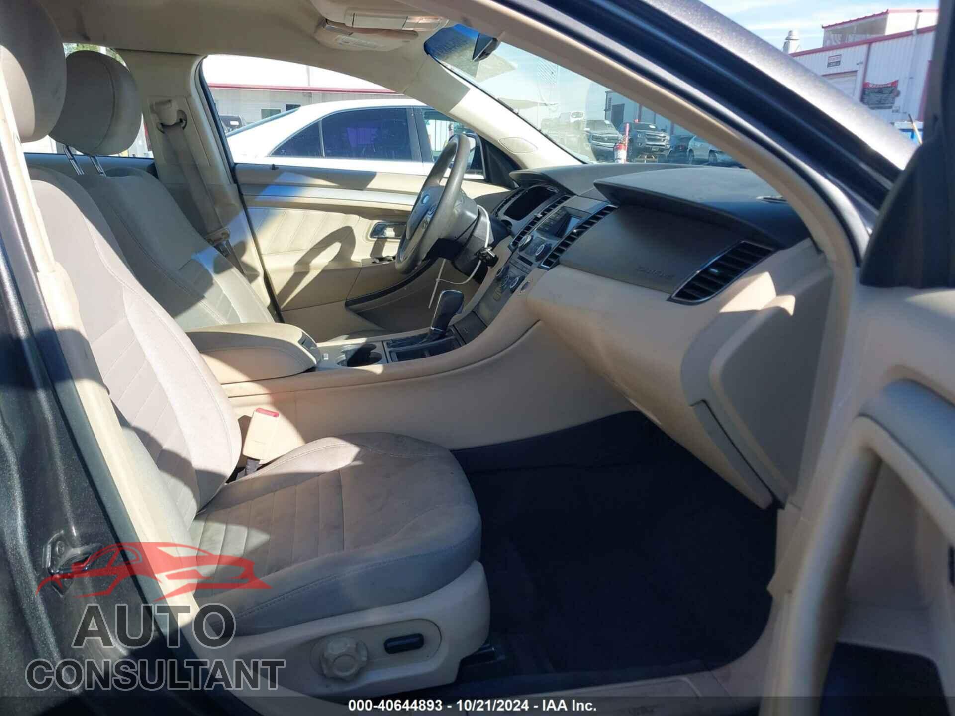 FORD TAURUS 2016 - 1FAHP2D86GG129569