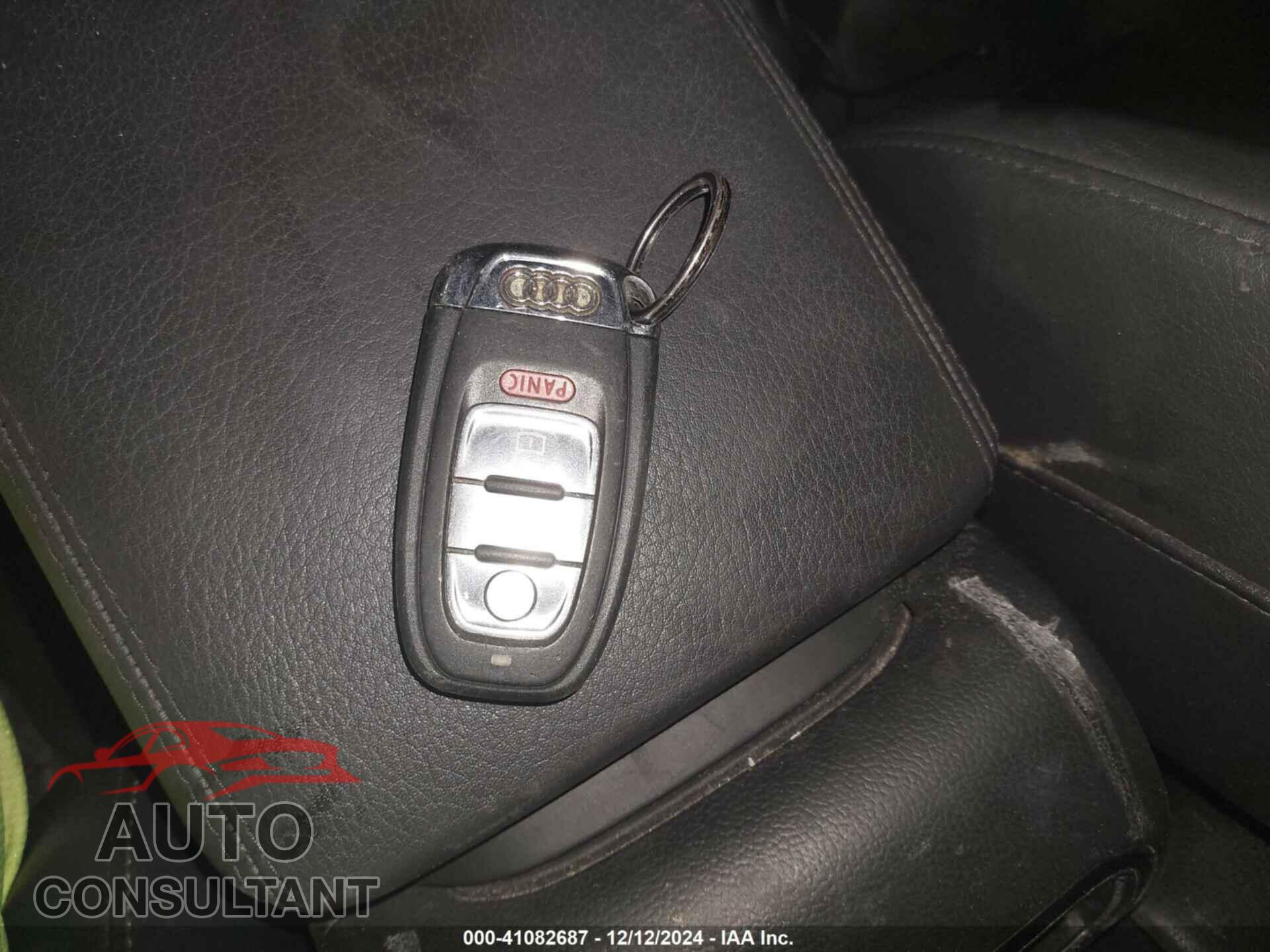 AUDI A5 2012 - WAUCFAFH0CN004567