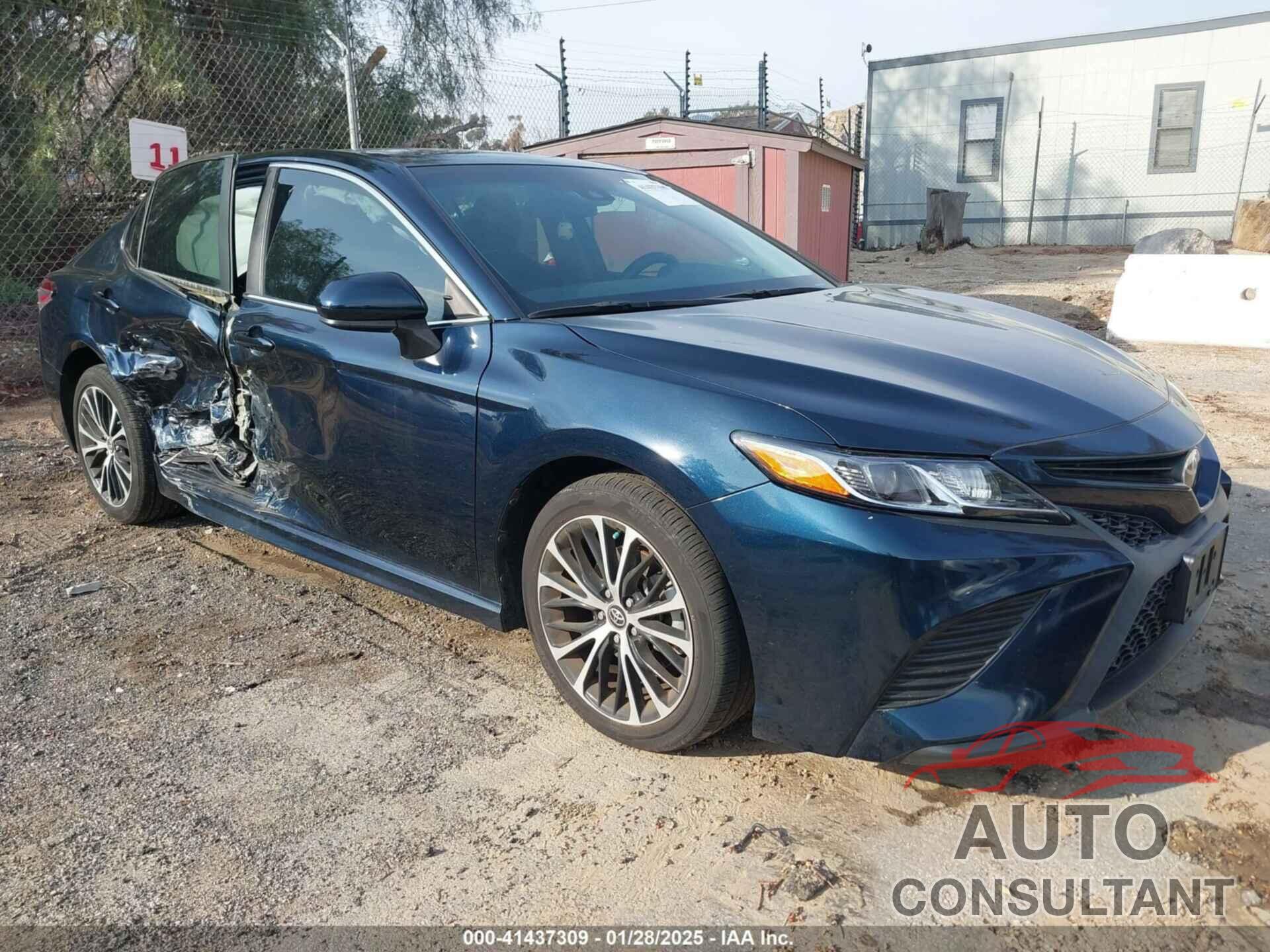 TOYOTA CAMRY 2020 - 4T1G11AK3LU867757