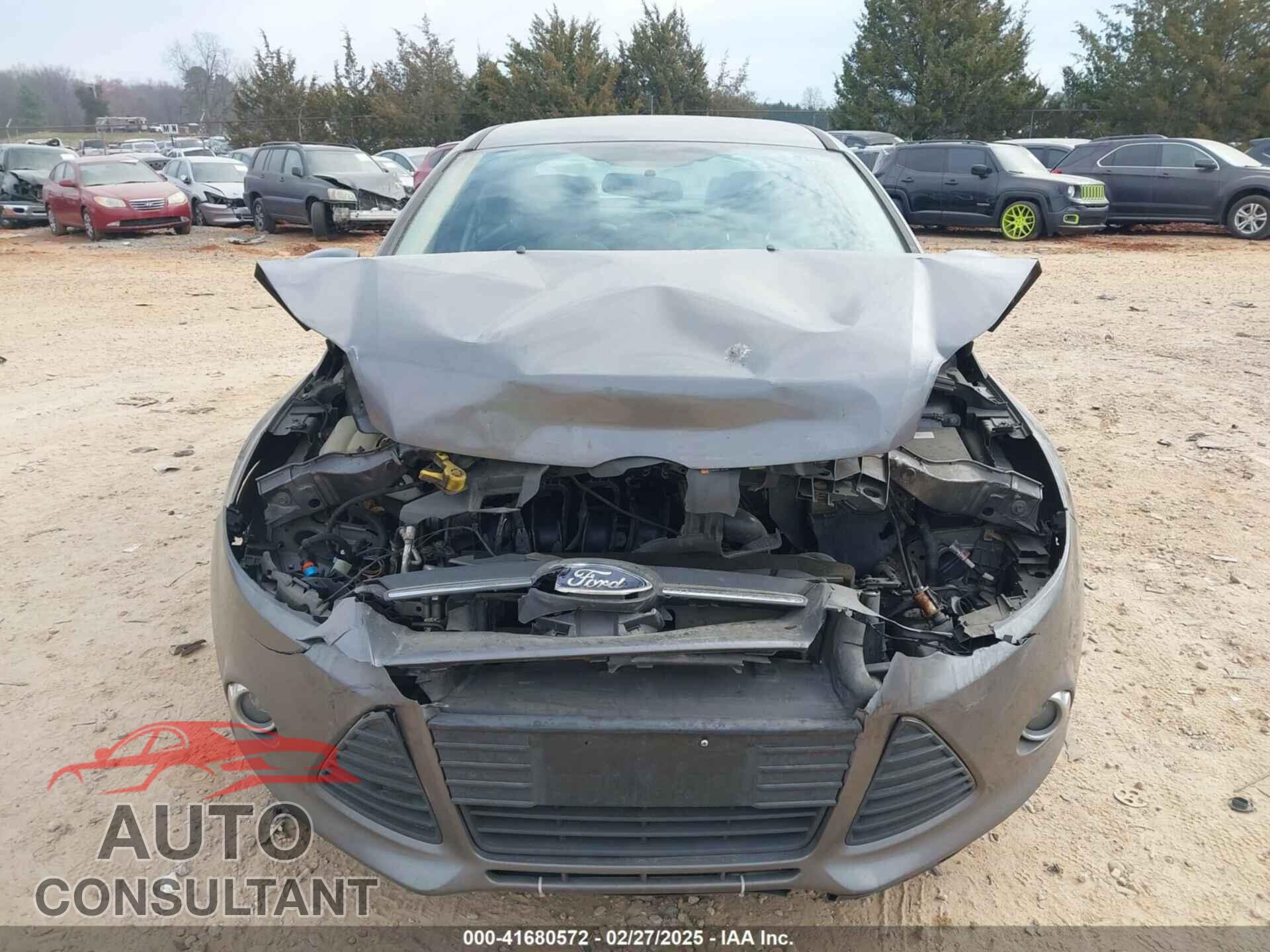 FORD FOCUS 2014 - 1FADP3F27EL409552