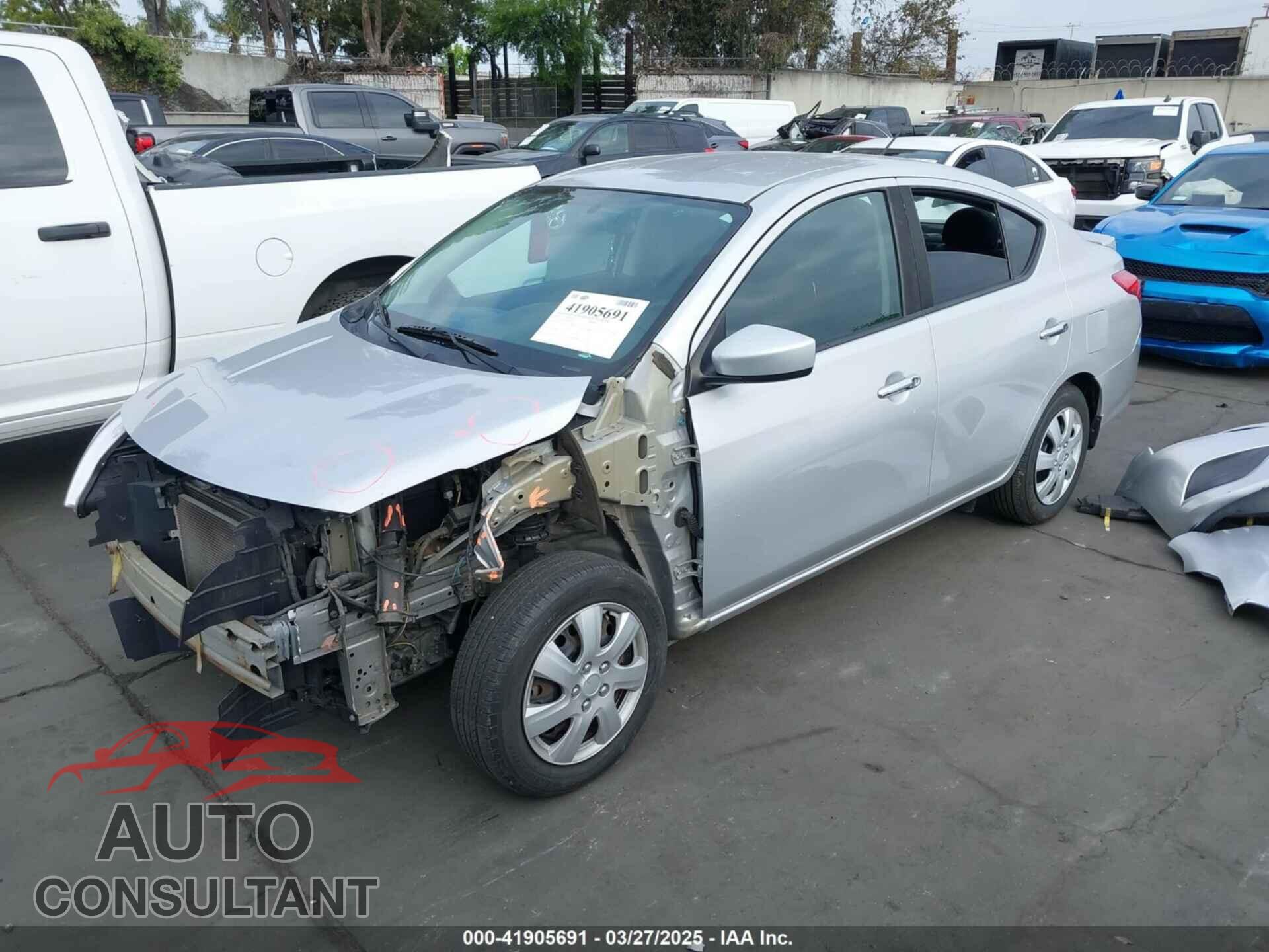 NISSAN VERSA 2017 - 3N1CN7AP3HL843176