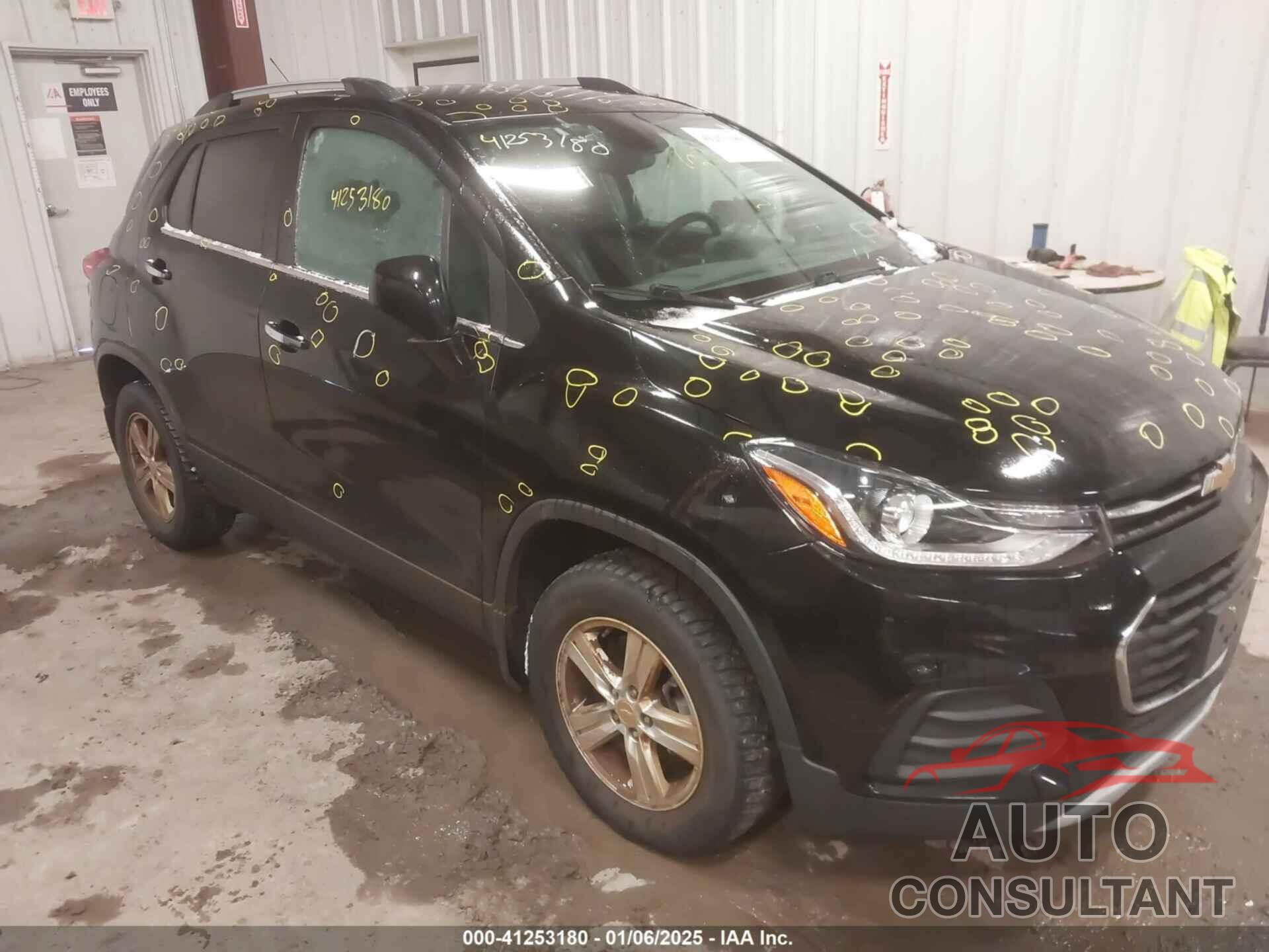 CHEVROLET TRAX 2018 - 3GNCJPSB7JL328805