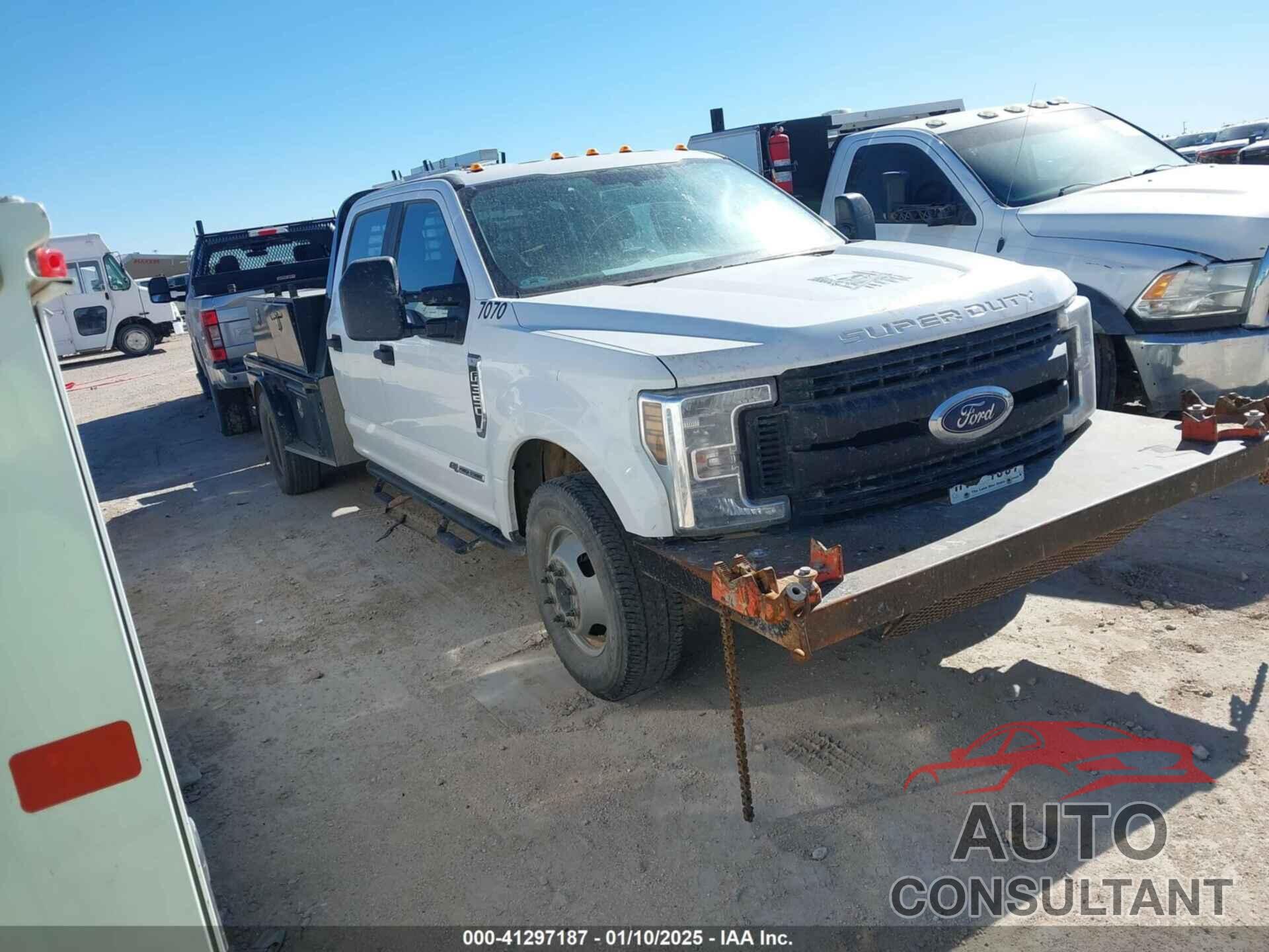 FORD F-350 2019 - 1FD8W3CT8KEG48650