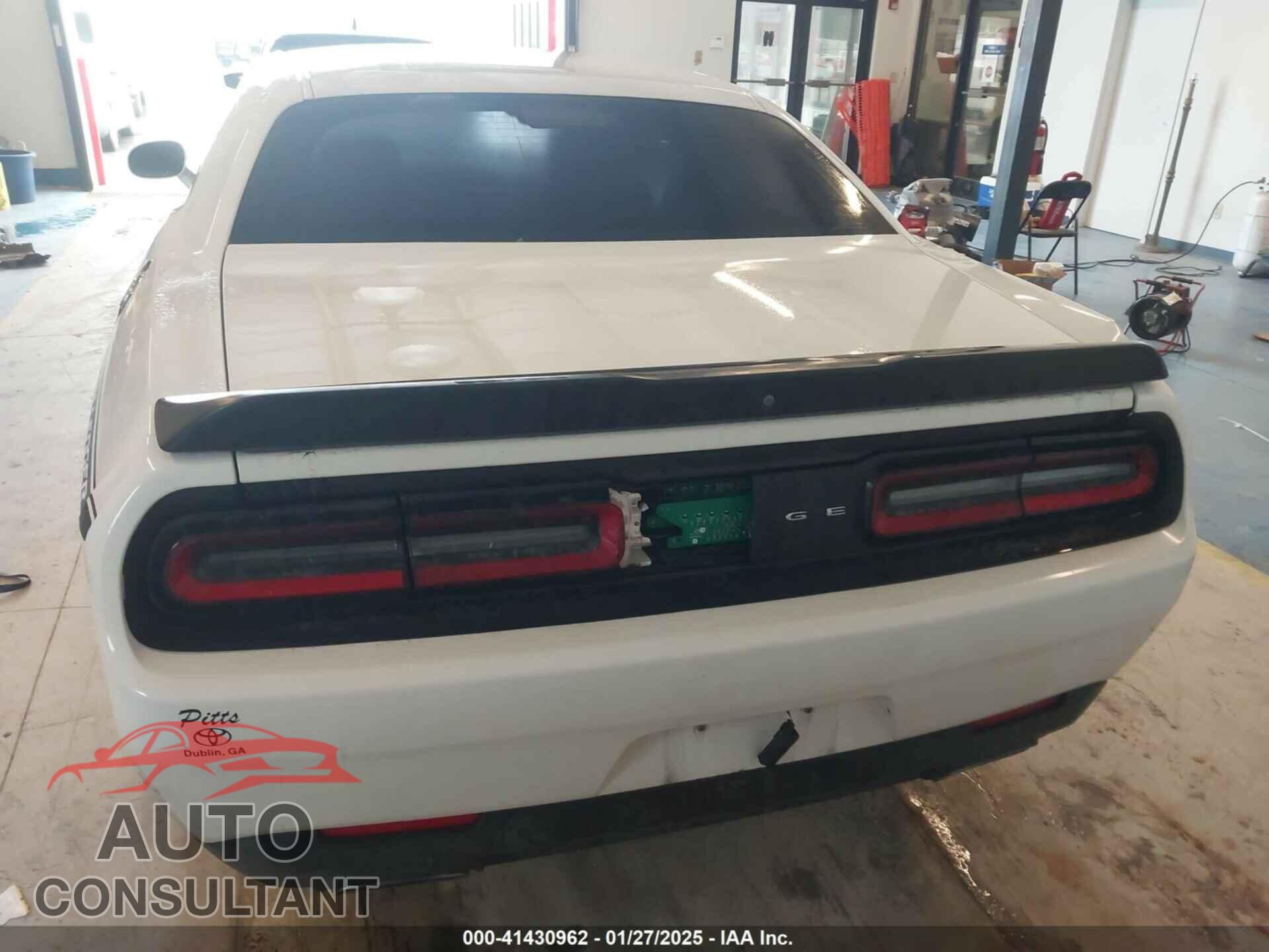 DODGE CHALLENGER 2017 - 2C3CDZAG4HH666176