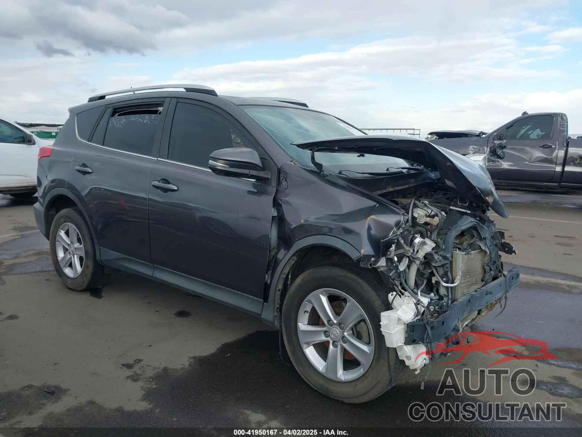 TOYOTA RAV4 2014 - JTMRFREV7EJ002795