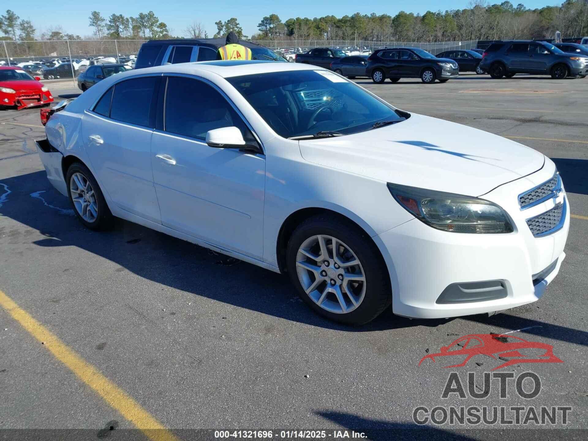 CHEVROLET MALIBU 2013 - 1G11C5SA7DF219712