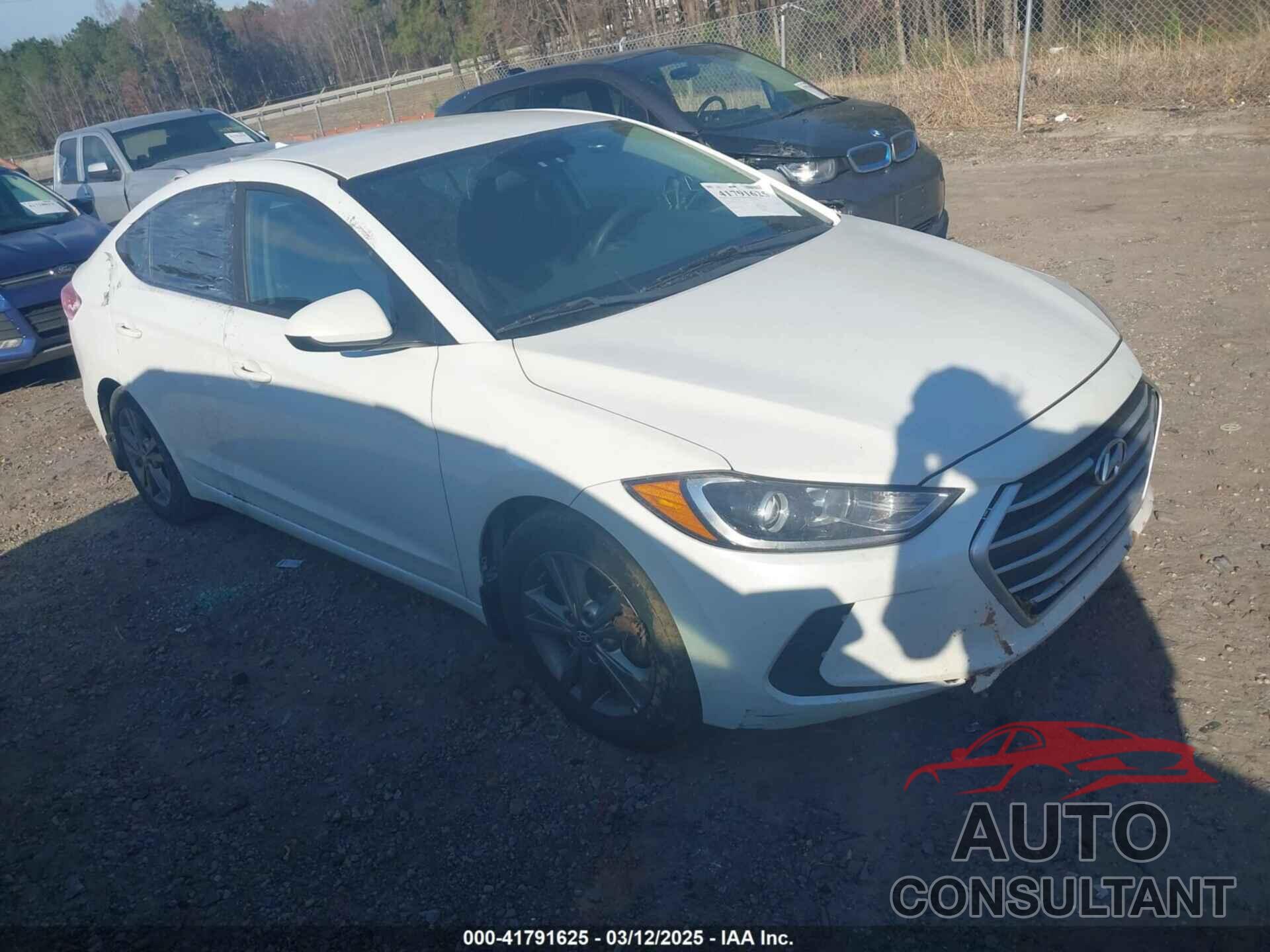HYUNDAI ELANTRA 2018 - 5NPD84LF3JH322556