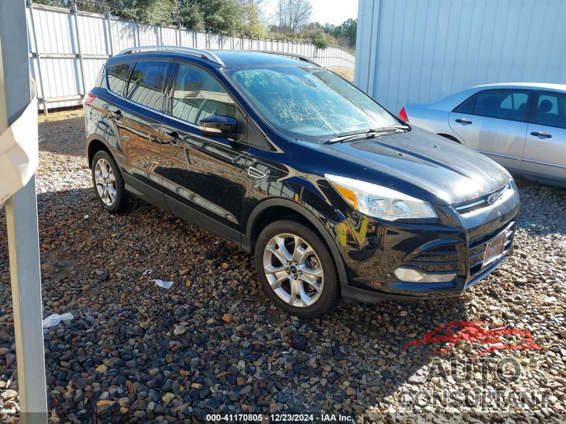 FORD ESCAPE 2016 - 1FMCU9J96GUC68052
