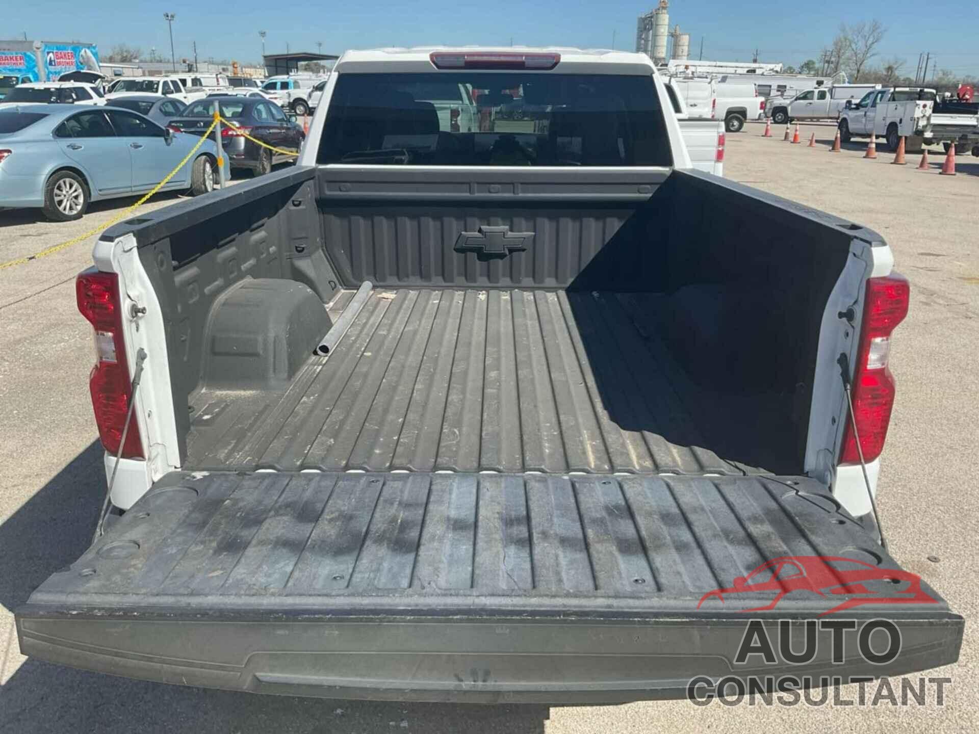 CHEVROLET SILVERADO 1500 2020 - 3GCUYAEF5LG345084