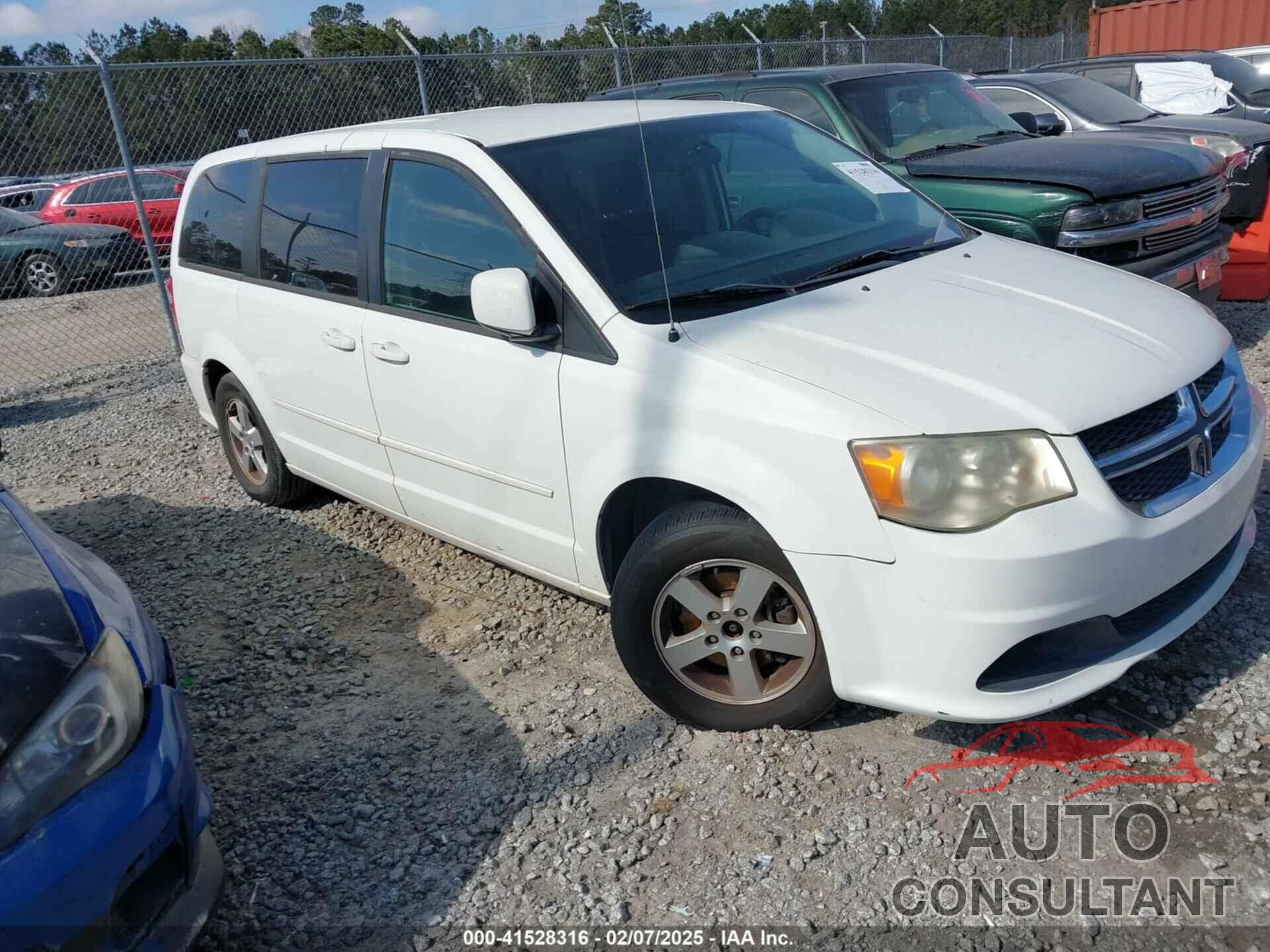 DODGE GRAND CARAVAN 2011 - 2D4RN3DG5BR626821