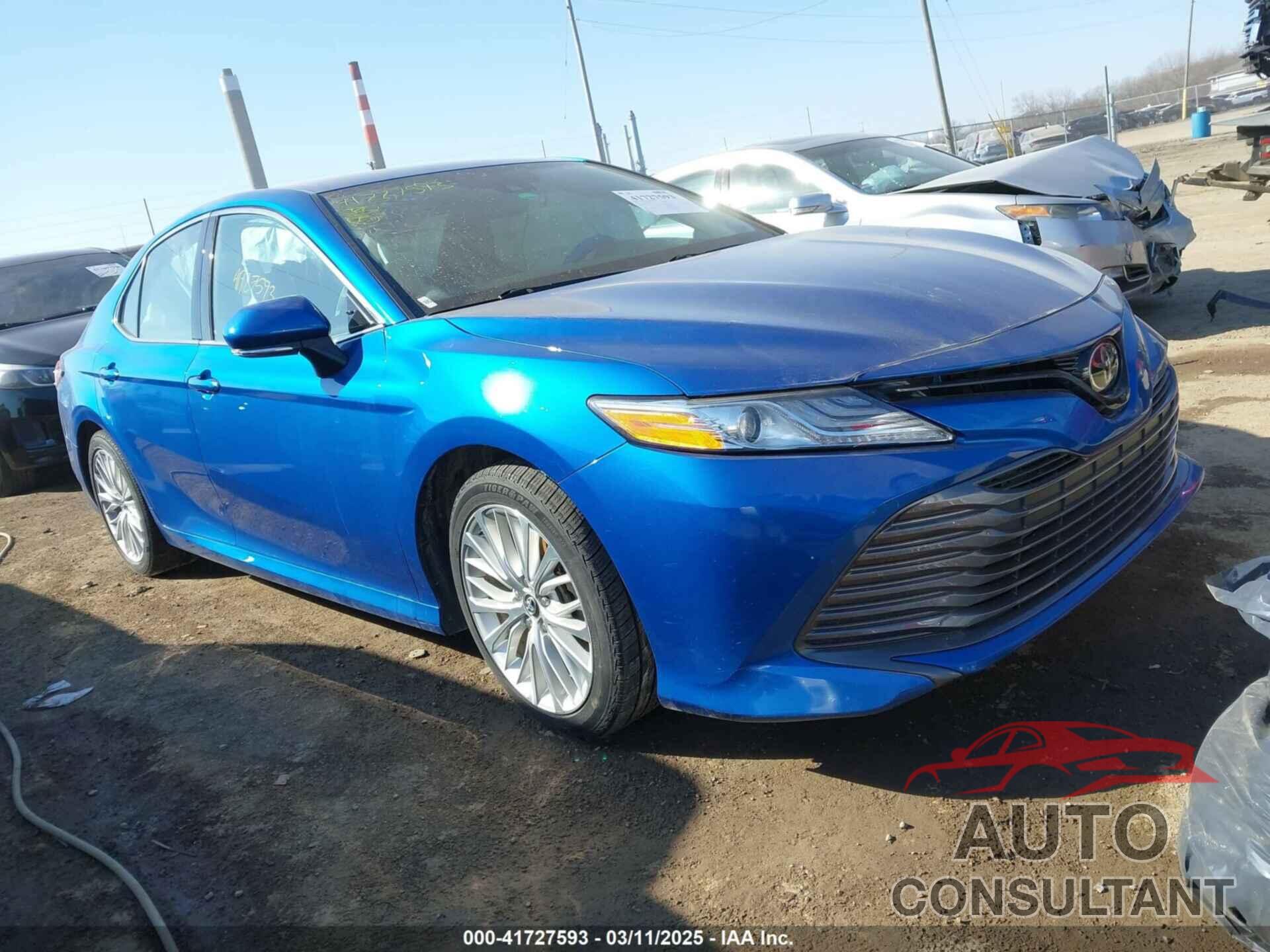 TOYOTA CAMRY 2019 - 4T1B11HK5KU167706