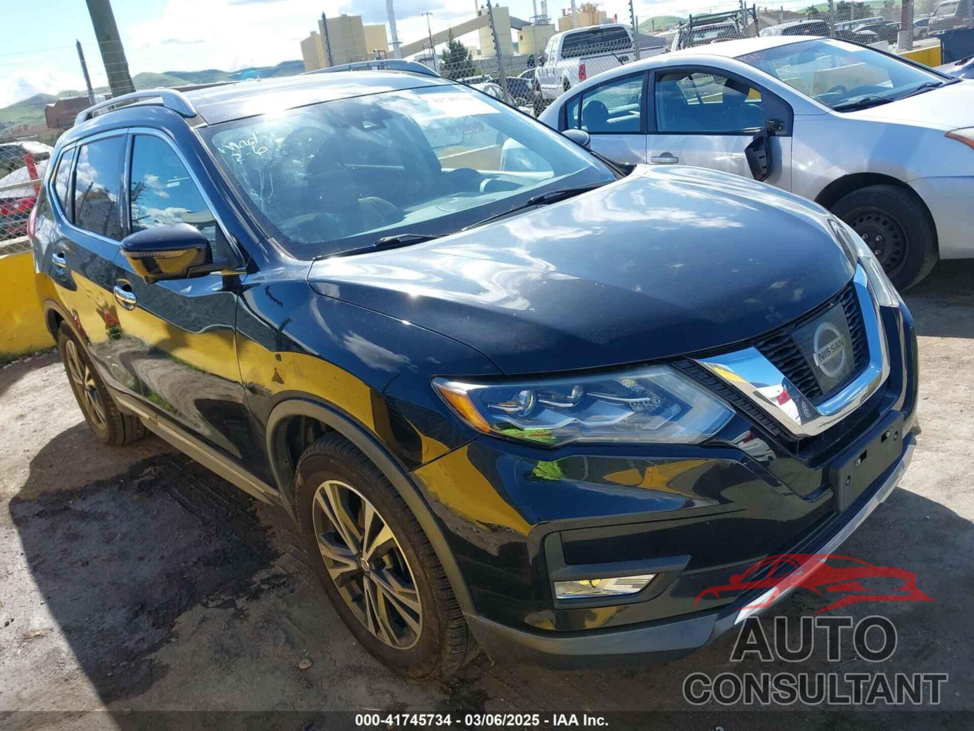 NISSAN ROGUE 2017 - 5N1AT2MT3HC806058