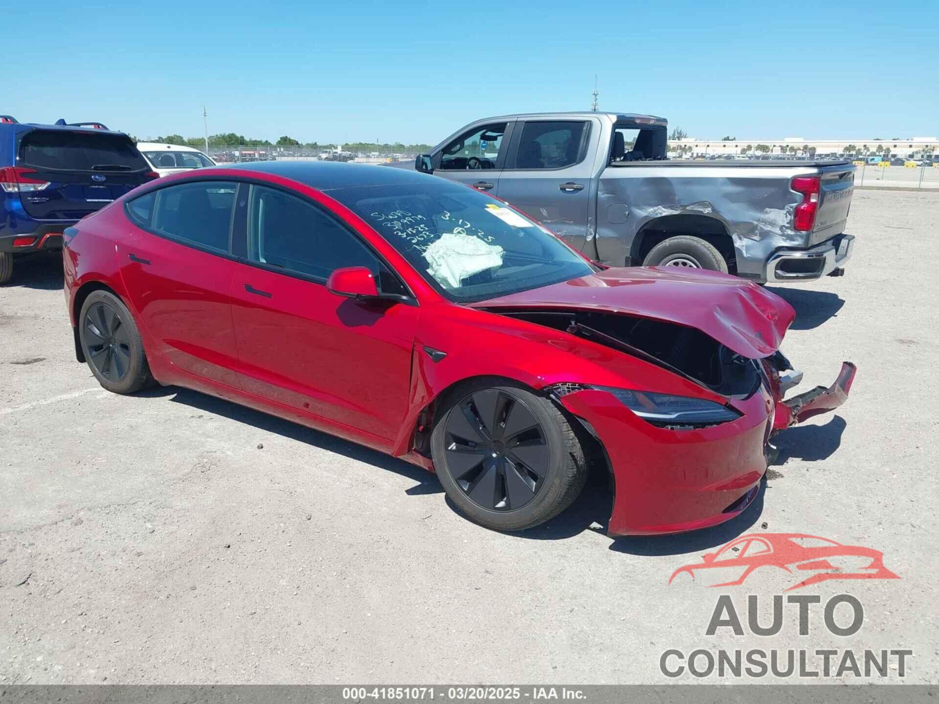 TESLA MODEL 3 2024 - 5YJ3E1EB4RF812673
