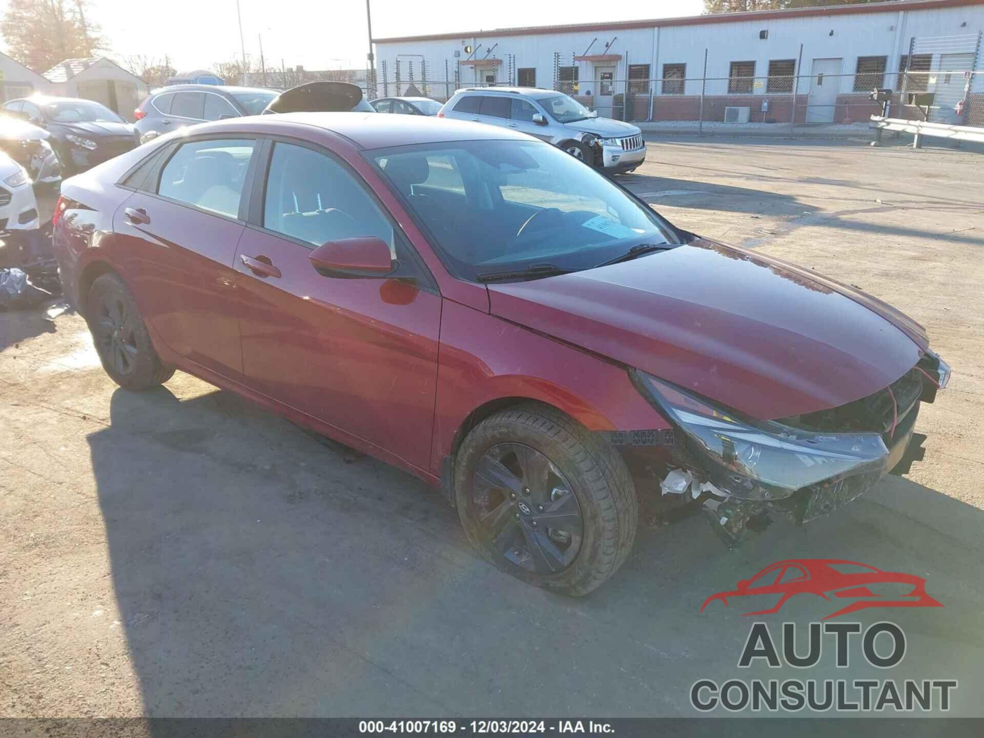 HYUNDAI ELANTRA 2023 - KMHLM4AG2PU592634