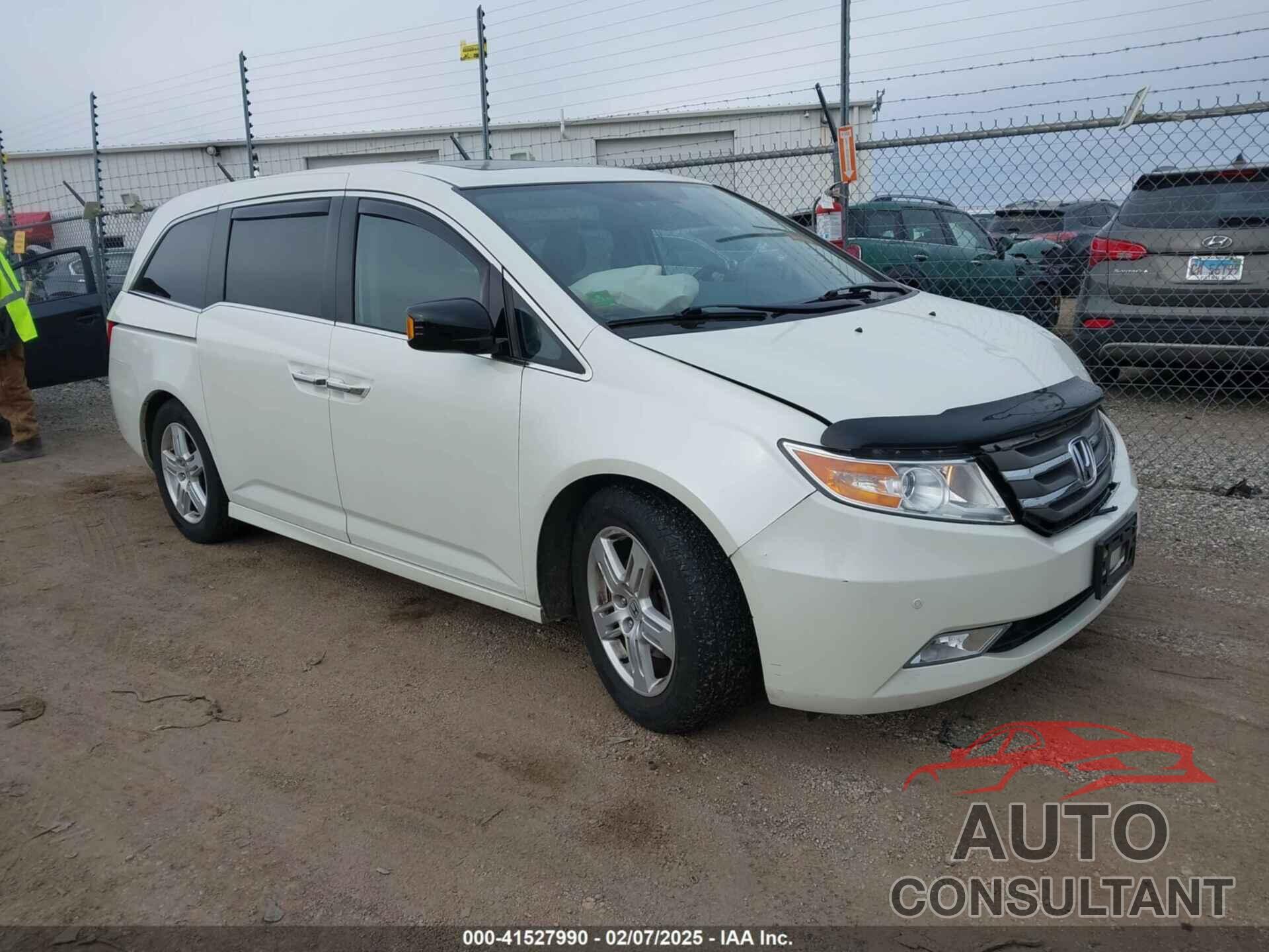 HONDA ODYSSEY 2013 - 5FNRL5H96DB089336