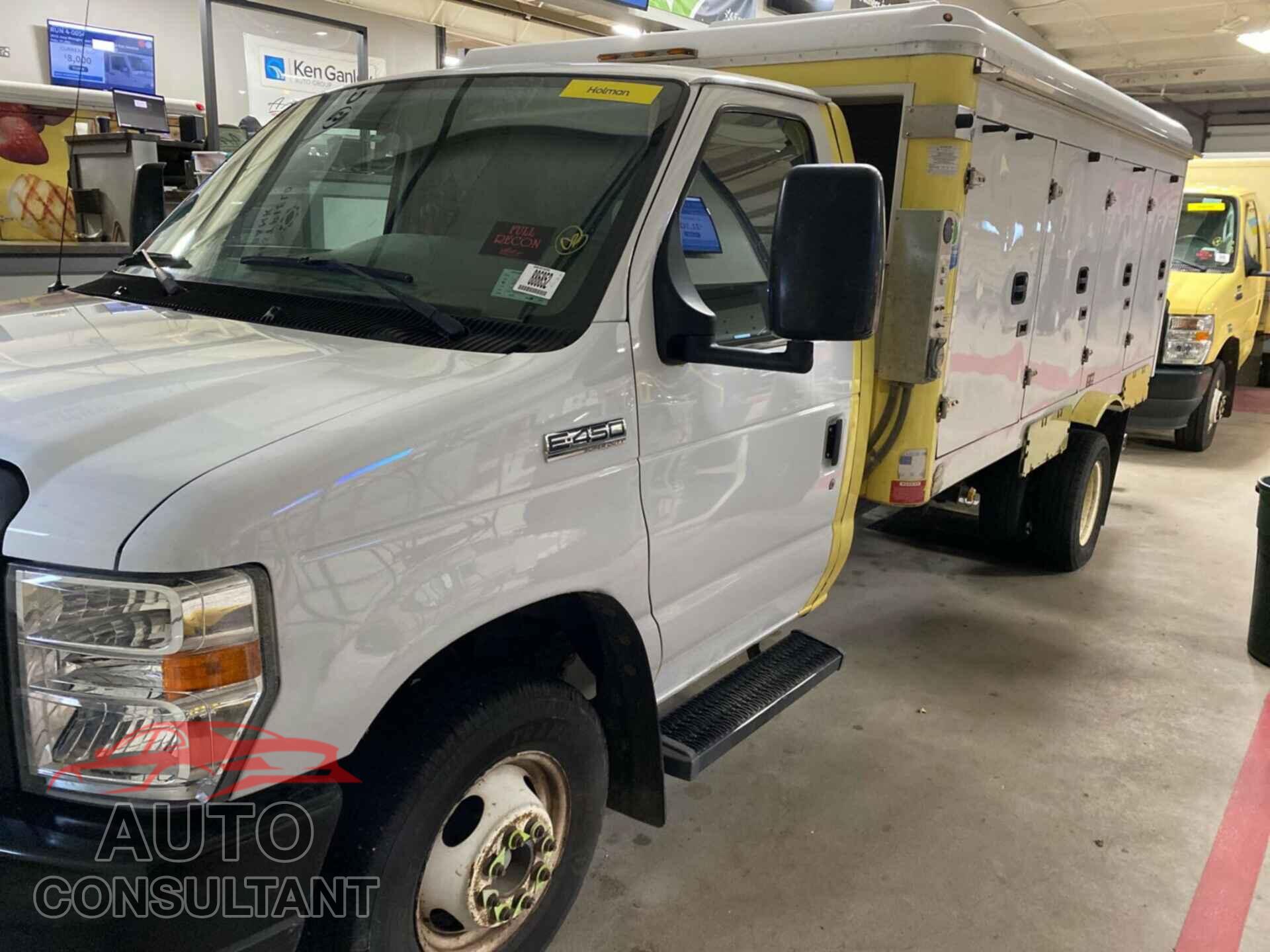 FORD E-450 CUTAWAY 2018 - 1FDXE4FS2JDC33190