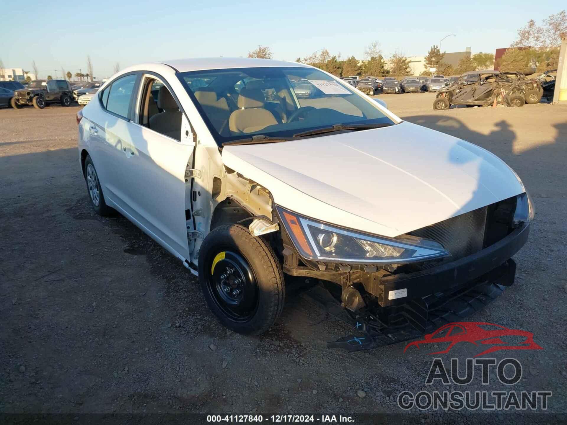 HYUNDAI ELANTRA 2019 - 5NPD74LF5KH488565