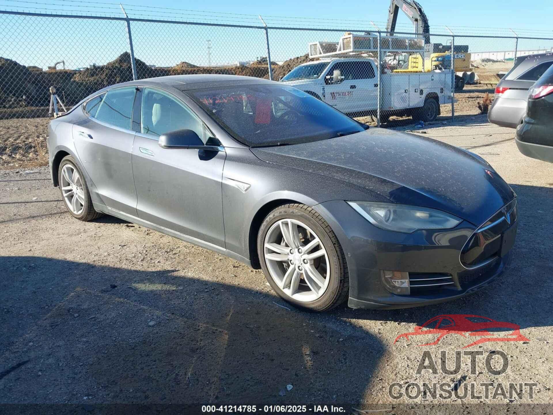 TESLA MODEL S 2016 - 5YJSA1E20GF128496