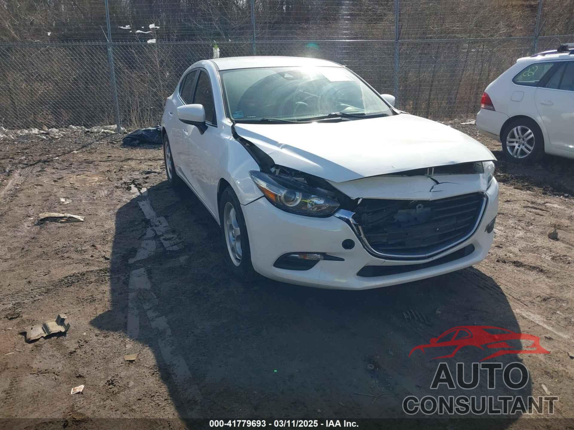 MAZDA MAZDA3 2018 - 3MZBN1L39JM203969